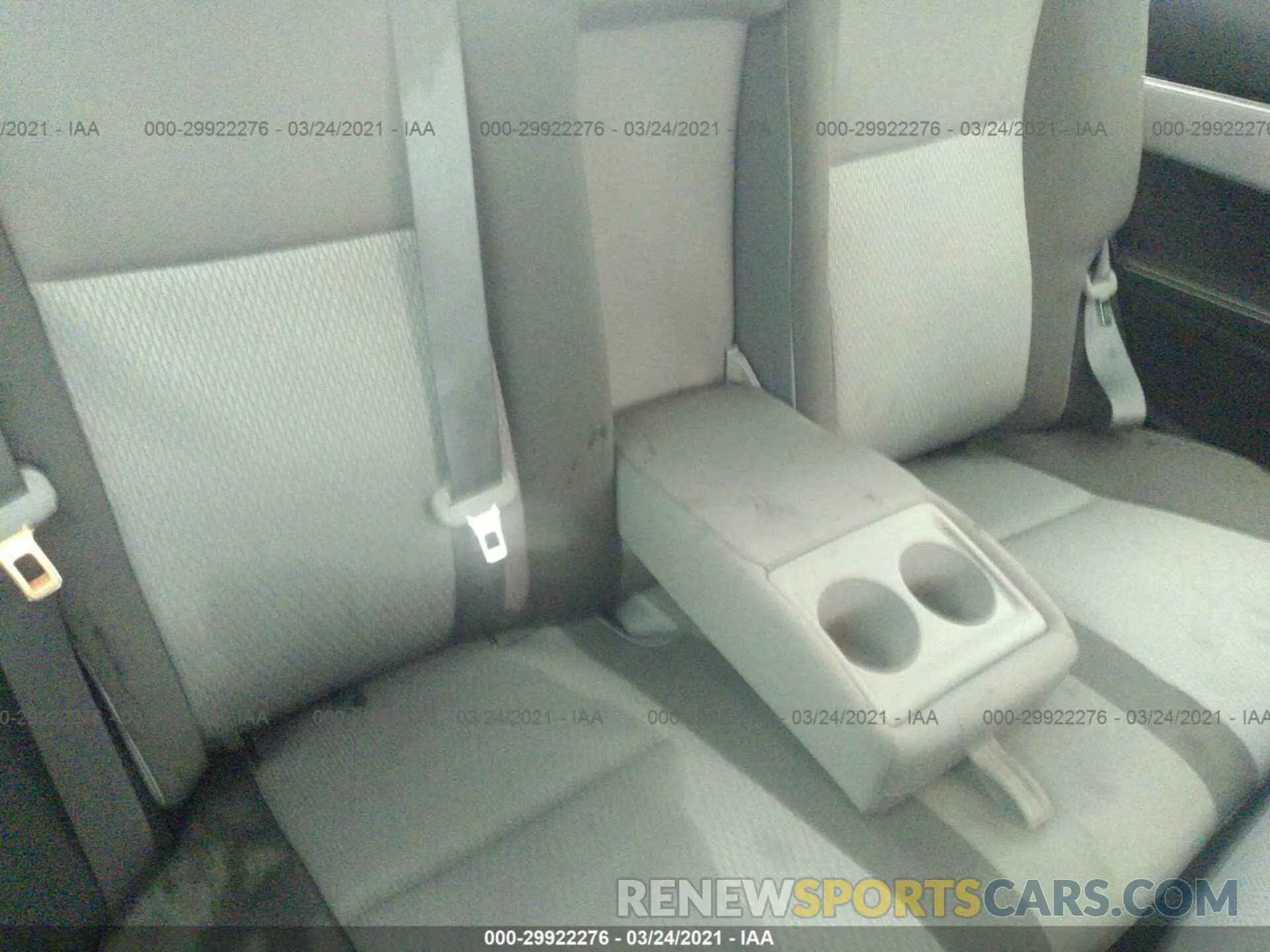 8 Photograph of a damaged car 2T1BURHE1KC183533 TOYOTA COROLLA 2019