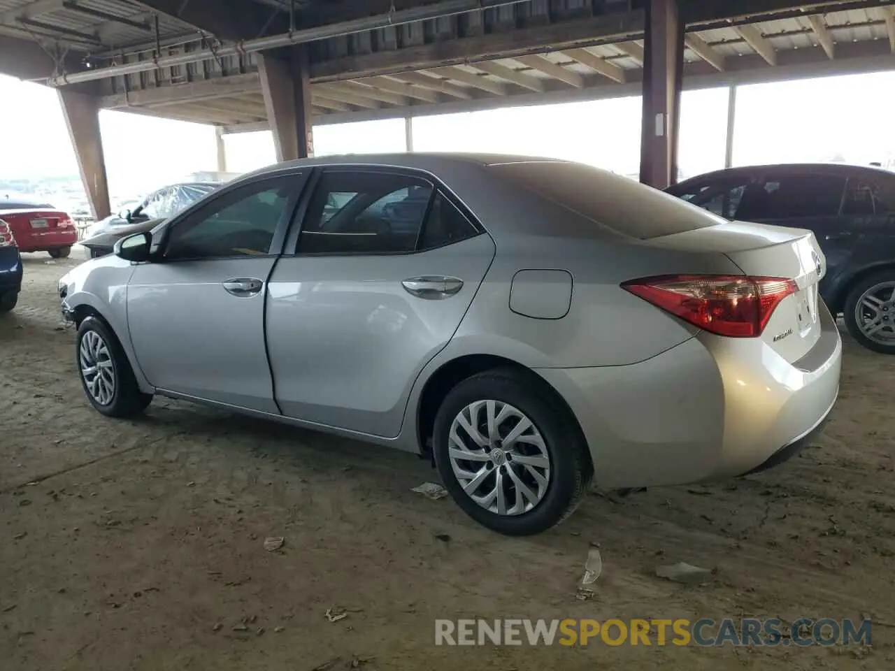 2 Фотография поврежденного автомобиля 2T1BURHE1KC214389 TOYOTA COROLLA 2019