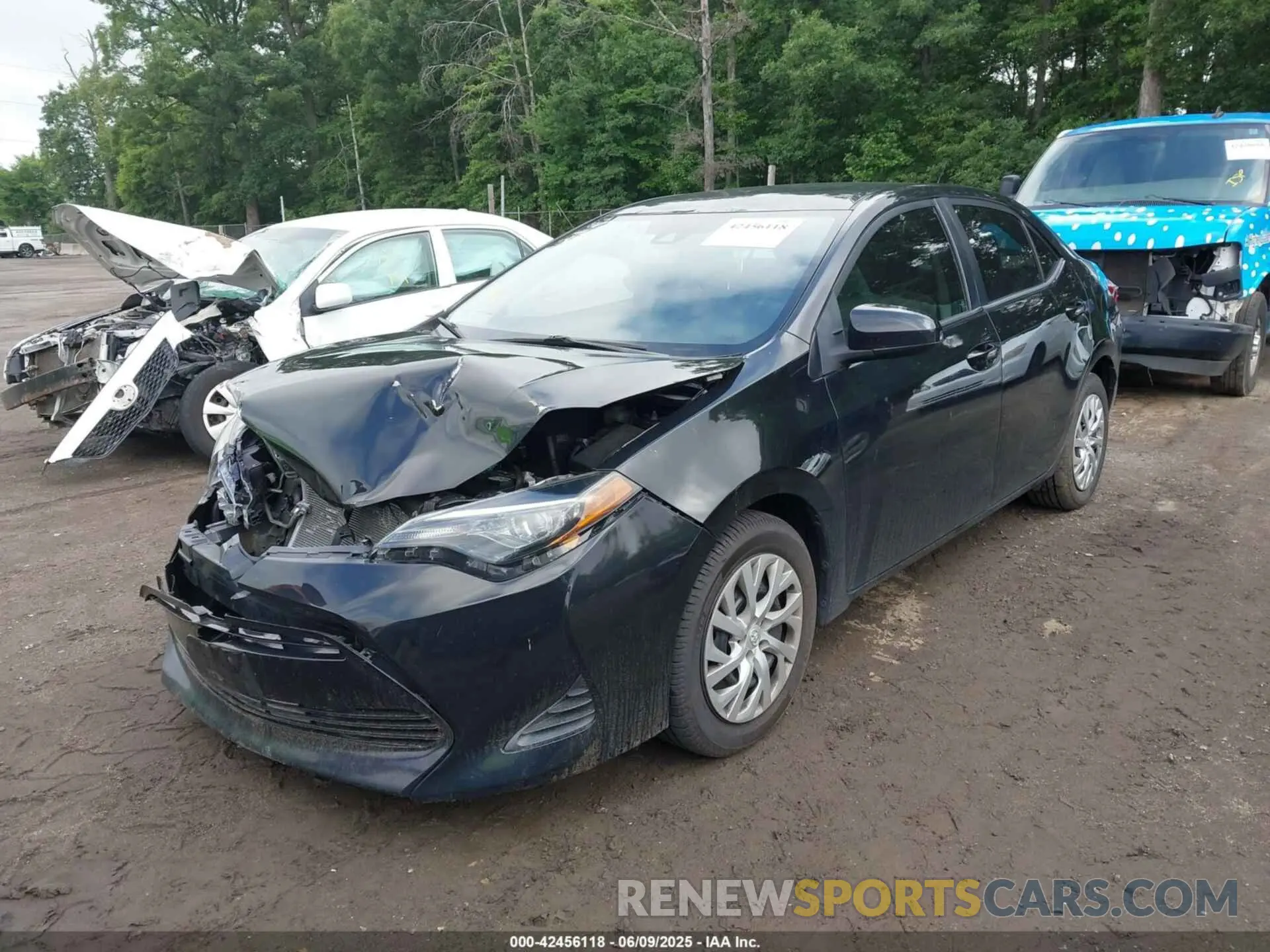 2 Photograph of a damaged car 2T1BURHE1KC232004 TOYOTA COROLLA 2019