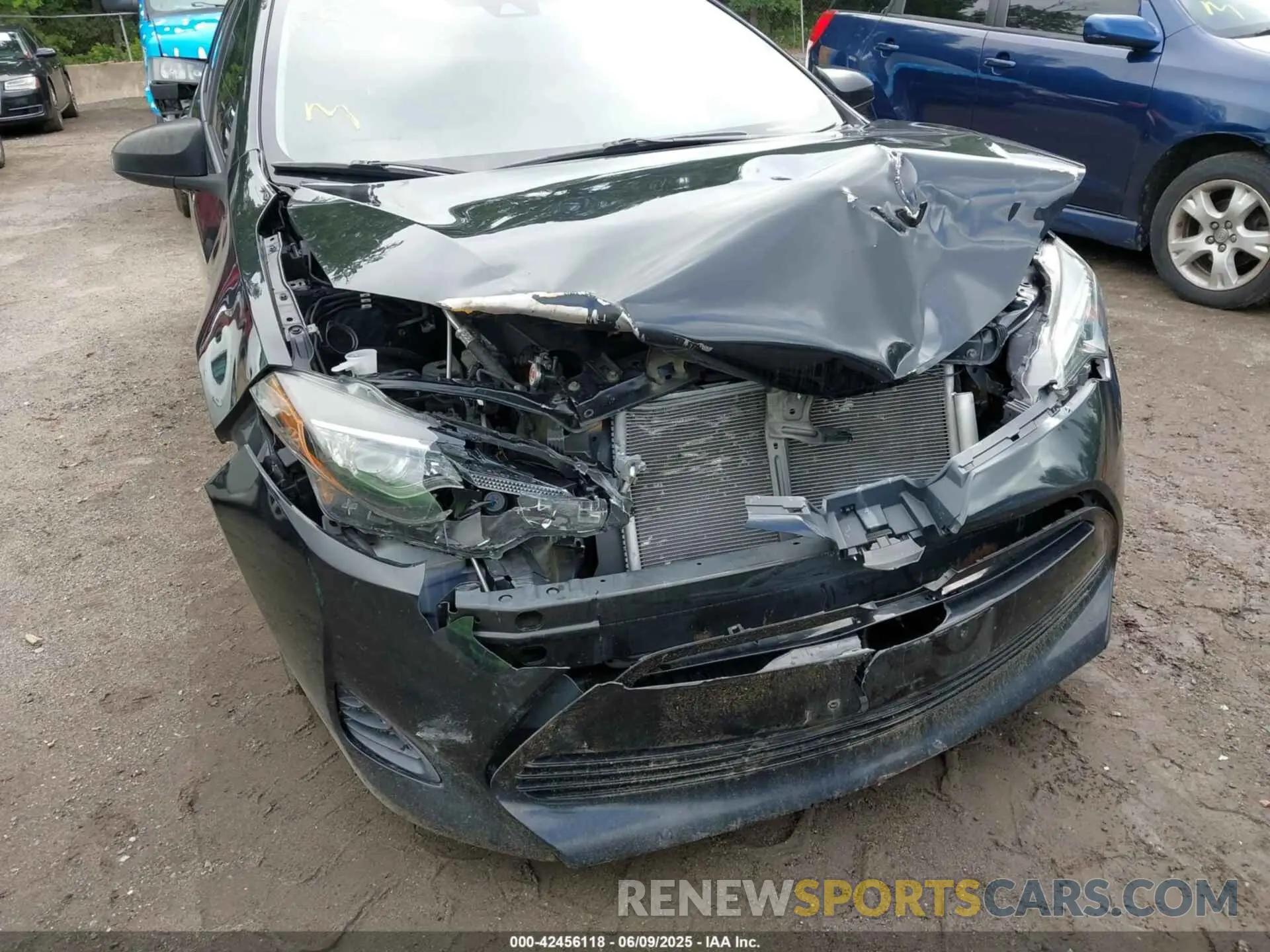 6 Photograph of a damaged car 2T1BURHE1KC232004 TOYOTA COROLLA 2019