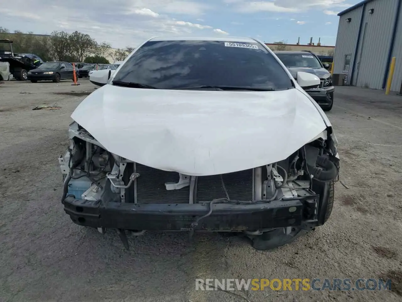 5 Фотография поврежденного автомобиля 2T1BURHE1KC234951 TOYOTA COROLLA 2019