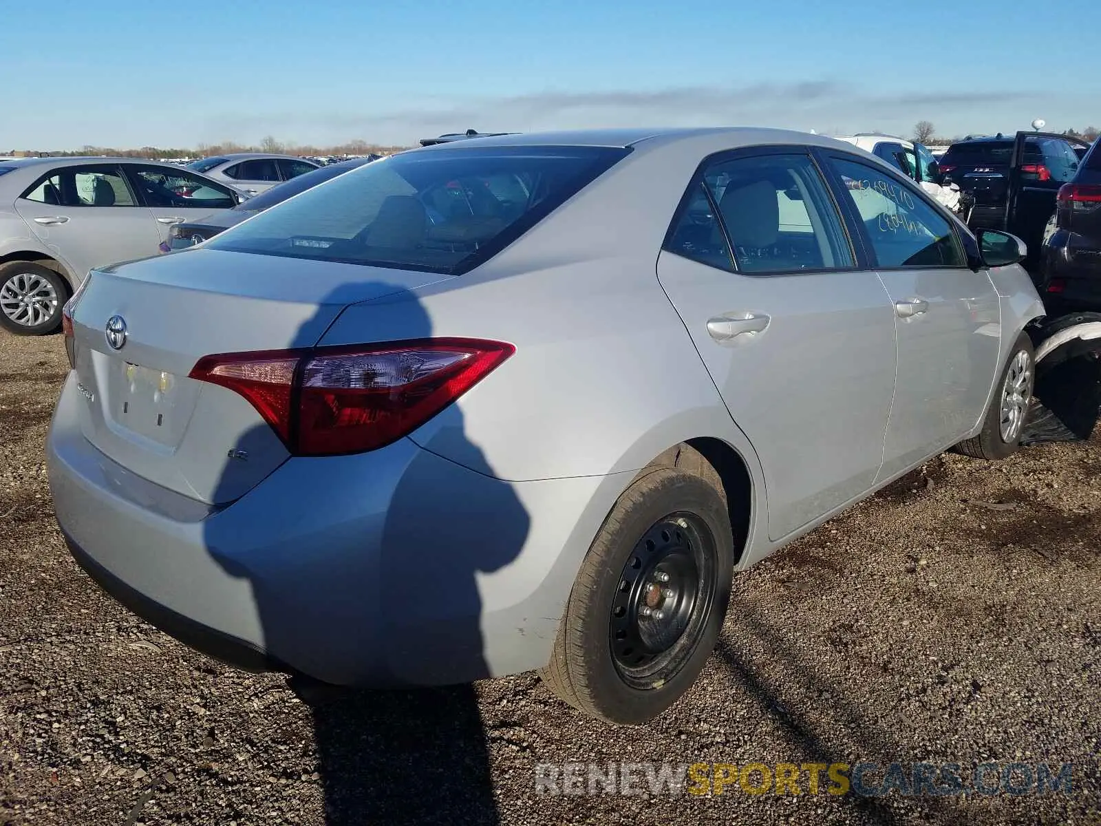 4 Photograph of a damaged car 2T1BURHE1KC239535 TOYOTA COROLLA 2019