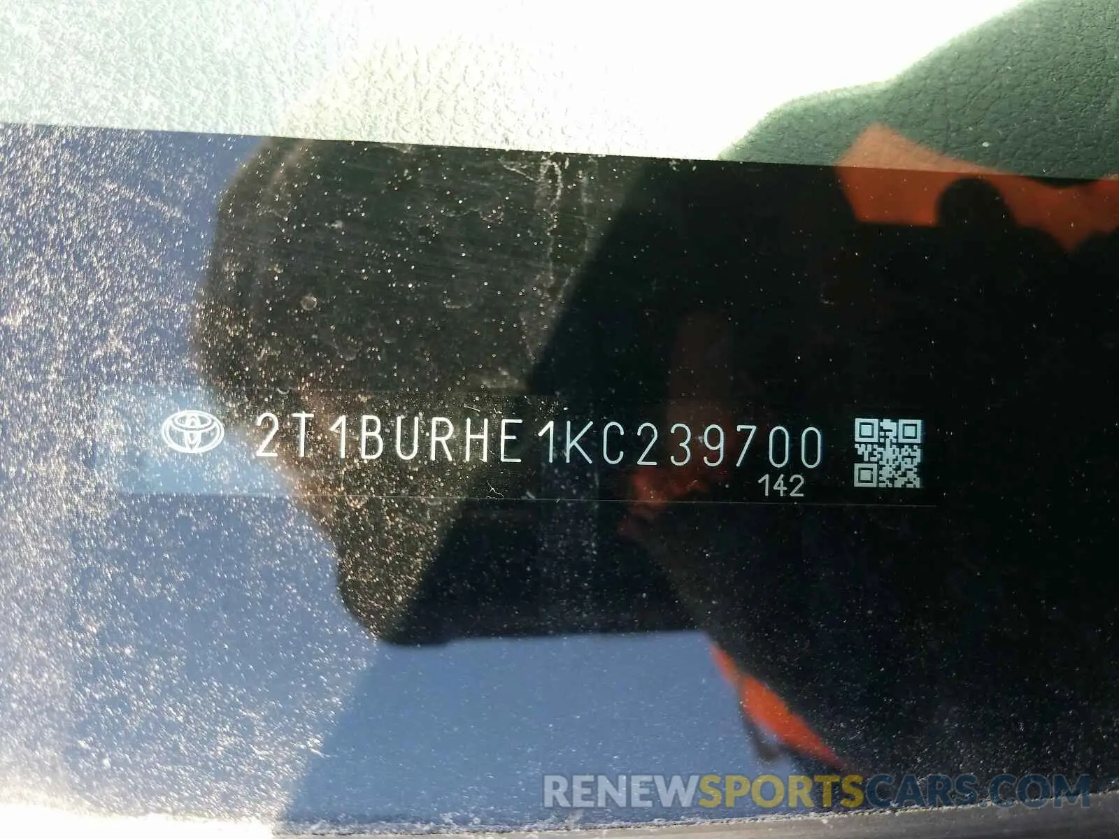 10 Photograph of a damaged car 2T1BURHE1KC239700 TOYOTA COROLLA 2019