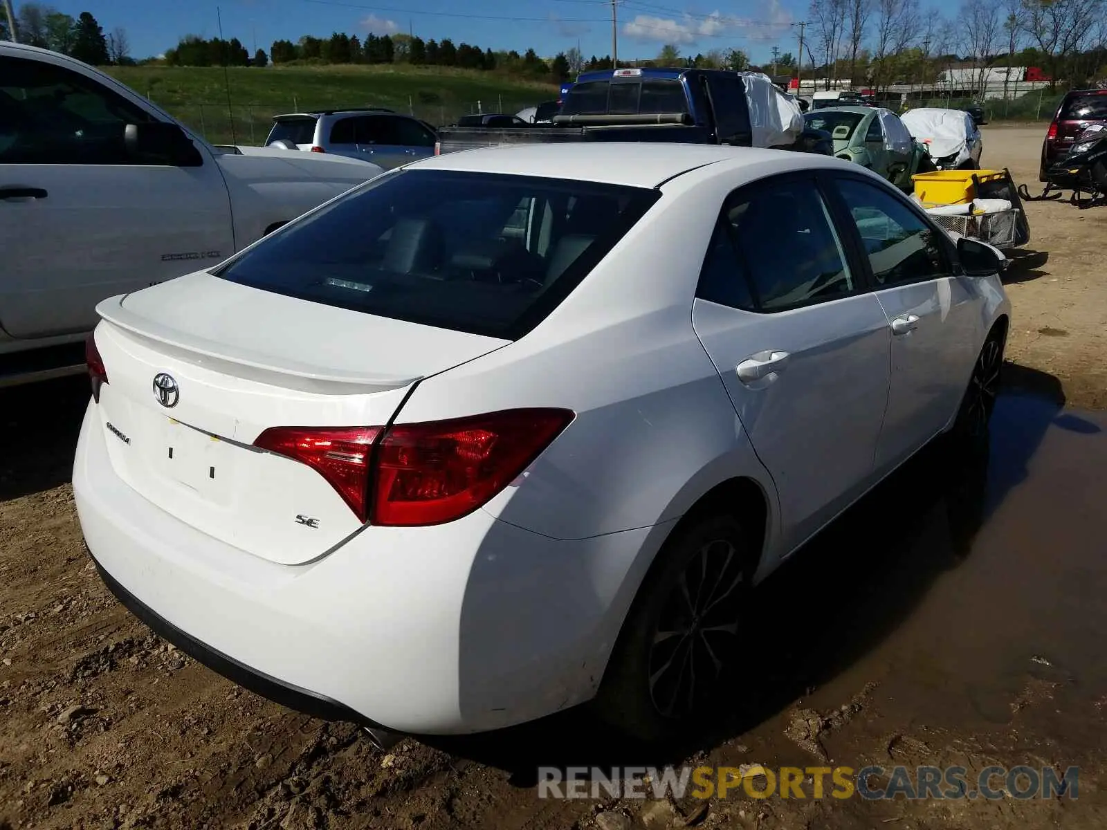4 Photograph of a damaged car 2T1BURHE1KC239700 TOYOTA COROLLA 2019