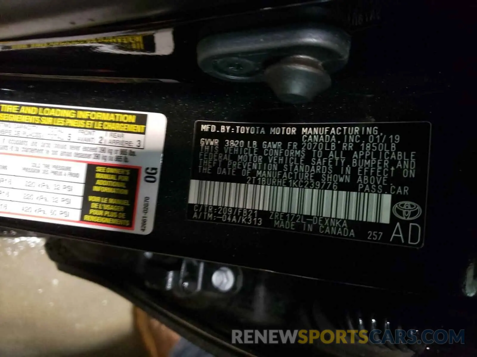 10 Photograph of a damaged car 2T1BURHE1KC239776 TOYOTA COROLLA 2019