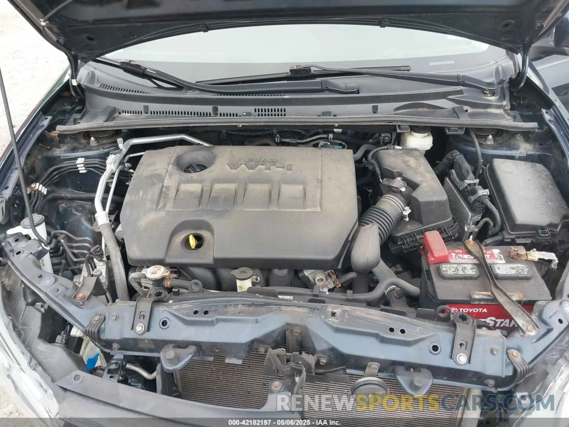10 Photograph of a damaged car 2T1BURHE2KC125981 TOYOTA COROLLA 2019