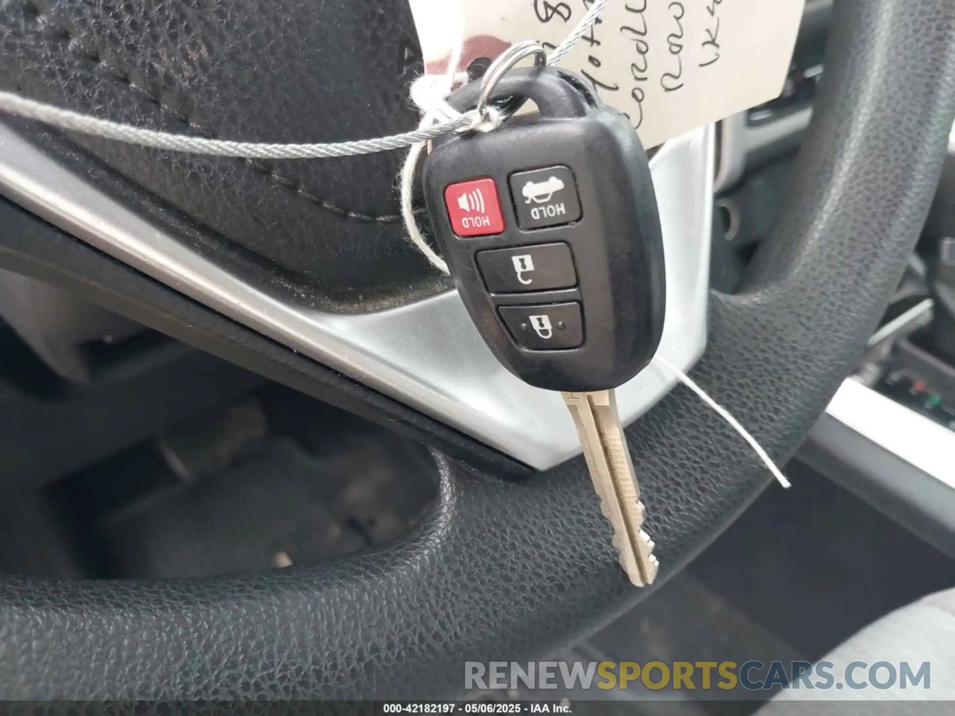 11 Photograph of a damaged car 2T1BURHE2KC125981 TOYOTA COROLLA 2019