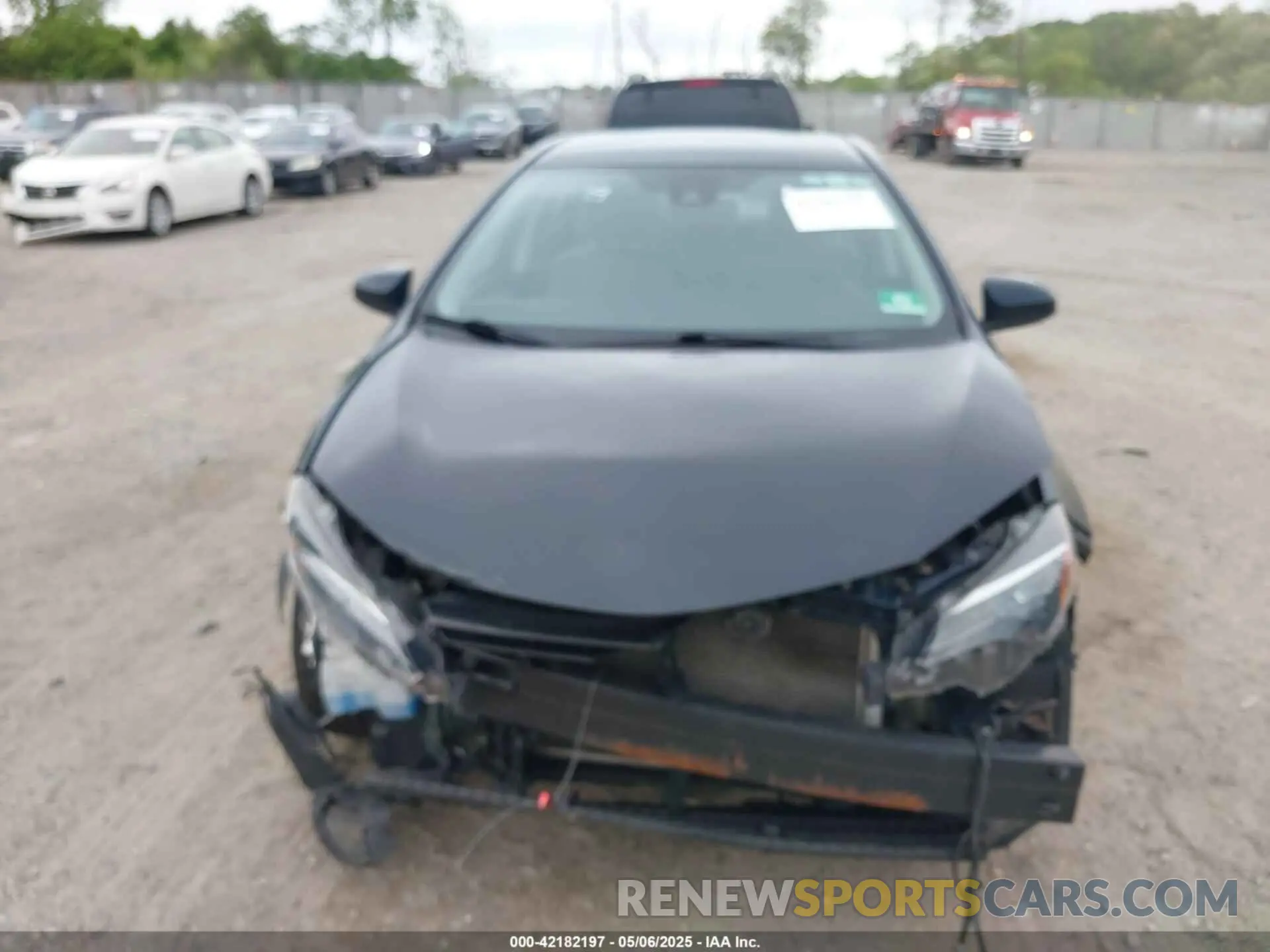 12 Photograph of a damaged car 2T1BURHE2KC125981 TOYOTA COROLLA 2019