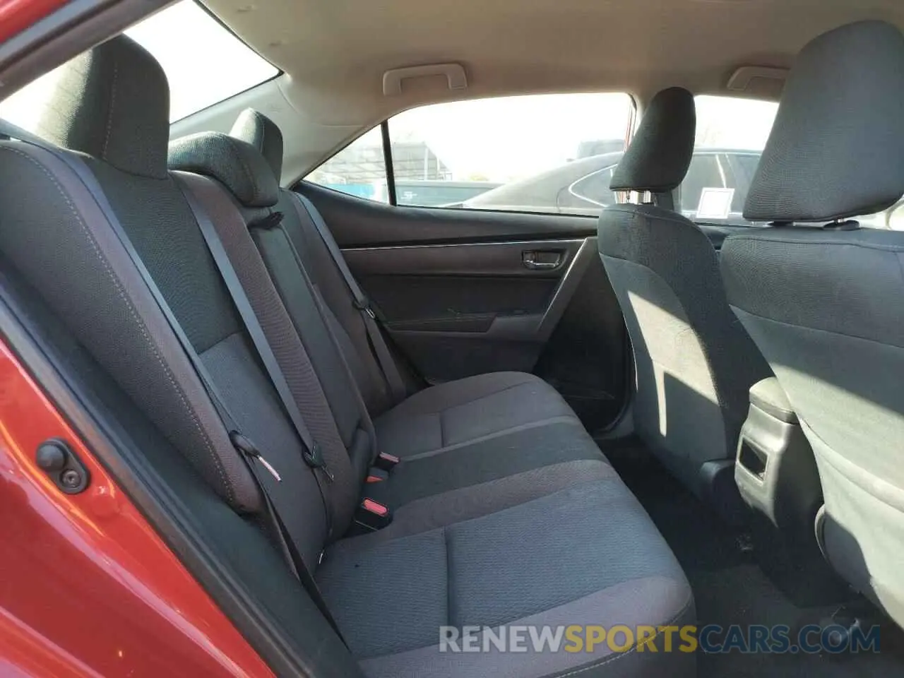 6 Photograph of a damaged car 2T1BURHE2KC136589 TOYOTA COROLLA 2019