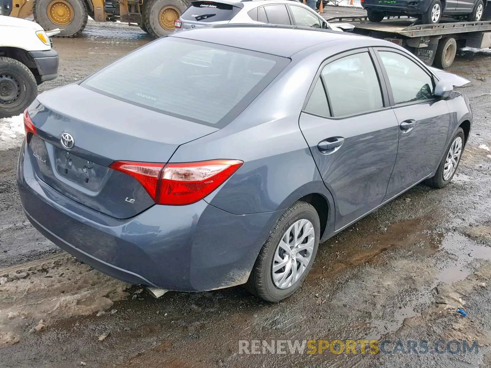 4 Photograph of a damaged car 2T1BURHE2KC139461 TOYOTA COROLLA 2019