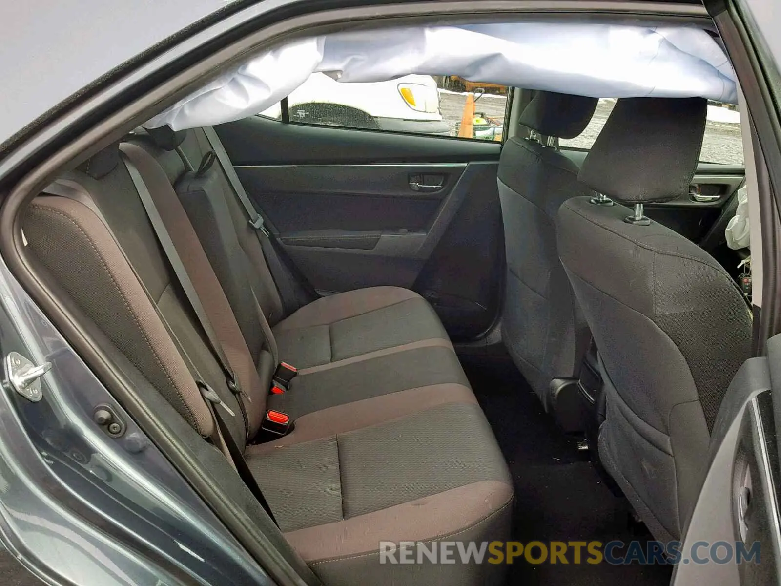 6 Photograph of a damaged car 2T1BURHE2KC139461 TOYOTA COROLLA 2019