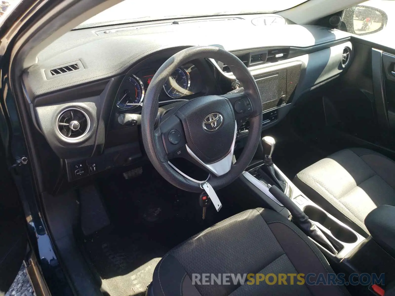 9 Photograph of a damaged car 2T1BURHE2KC146829 TOYOTA COROLLA 2019