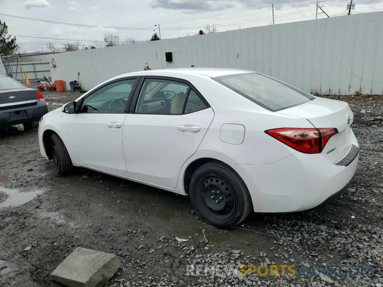 2 Фотография поврежденного автомобиля 2T1BURHE2KC147205 TOYOTA COROLLA 2019