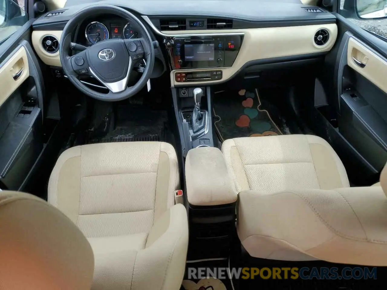 8 Фотография поврежденного автомобиля 2T1BURHE2KC147205 TOYOTA COROLLA 2019