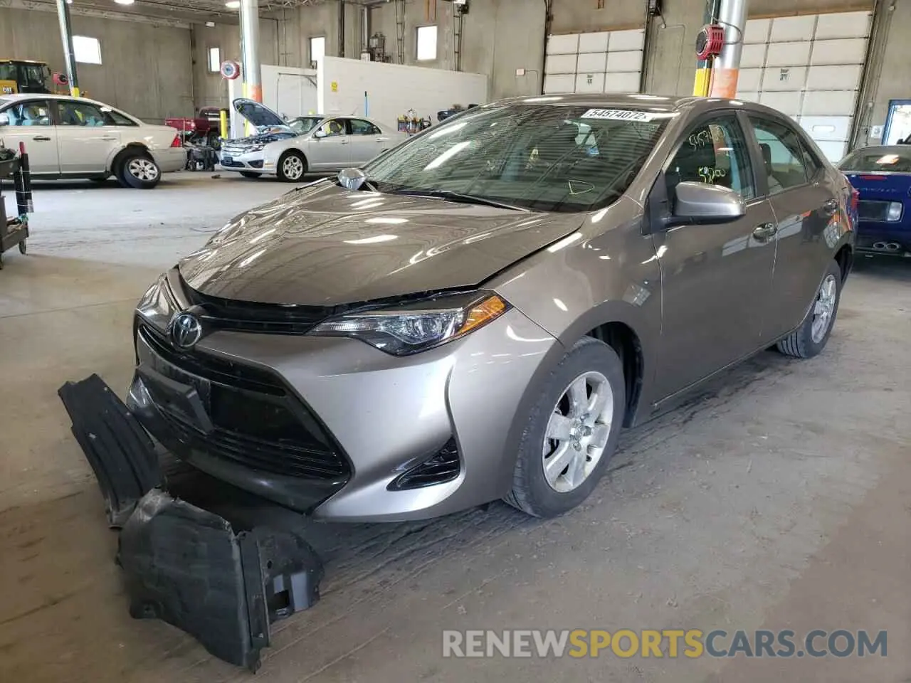 2 Фотография поврежденного автомобиля 2T1BURHE2KC148371 TOYOTA COROLLA 2019