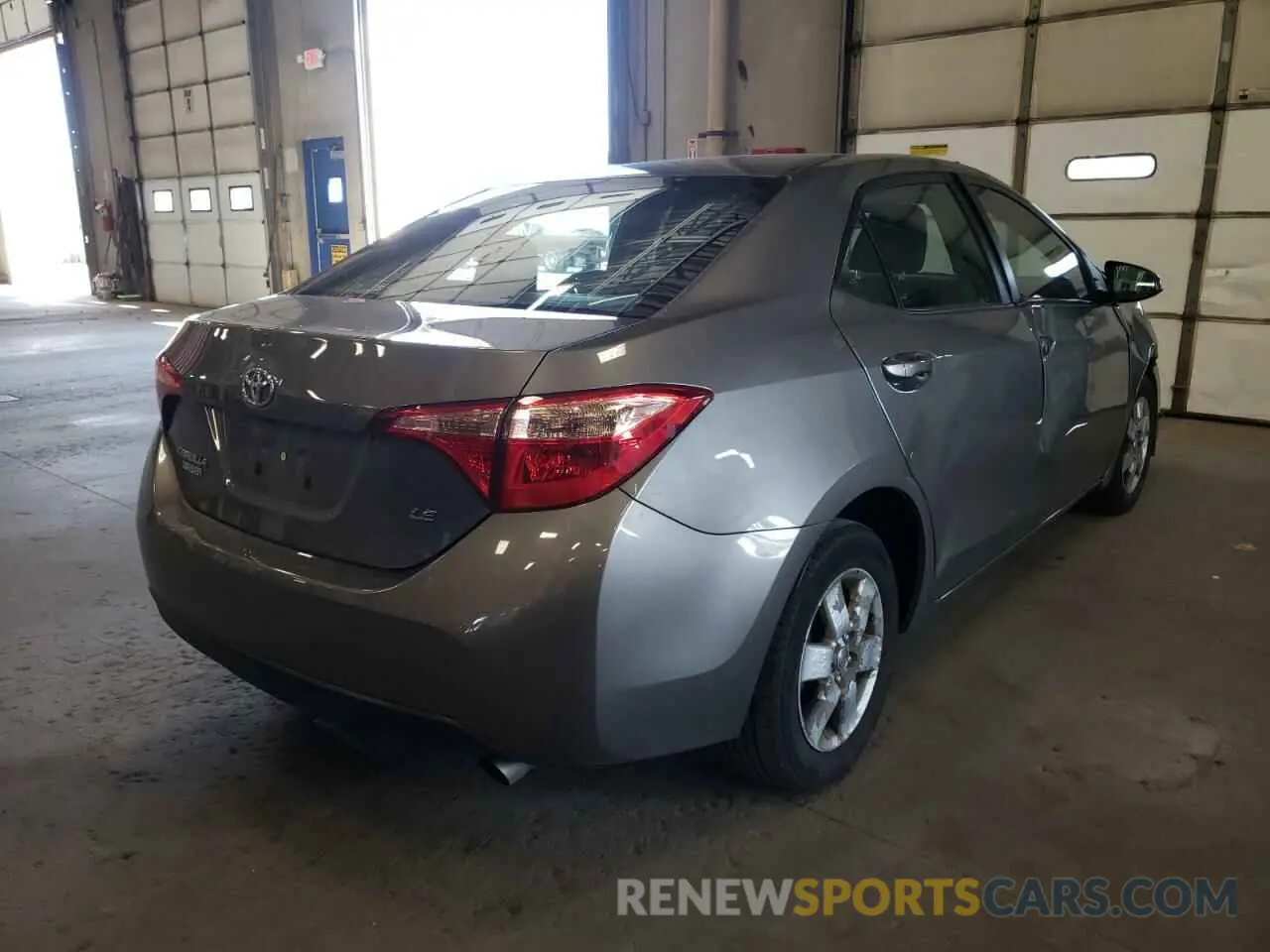 4 Фотография поврежденного автомобиля 2T1BURHE2KC148371 TOYOTA COROLLA 2019