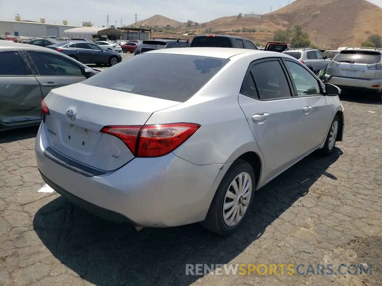 4 Photograph of a damaged car 2T1BURHE2KC151223 TOYOTA COROLLA 2019