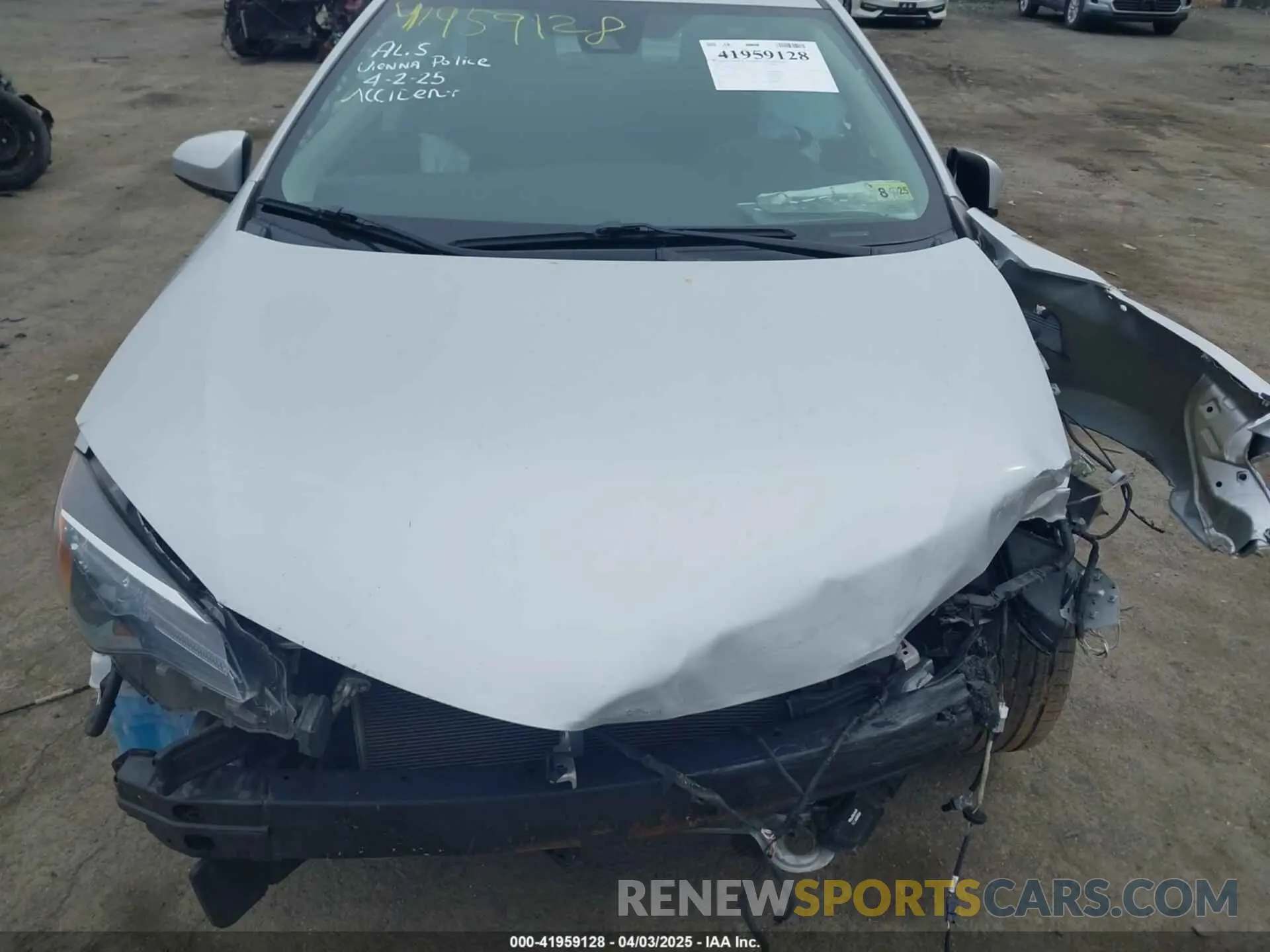 12 Фотография поврежденного автомобиля 2T1BURHE2KC153893 TOYOTA COROLLA 2019