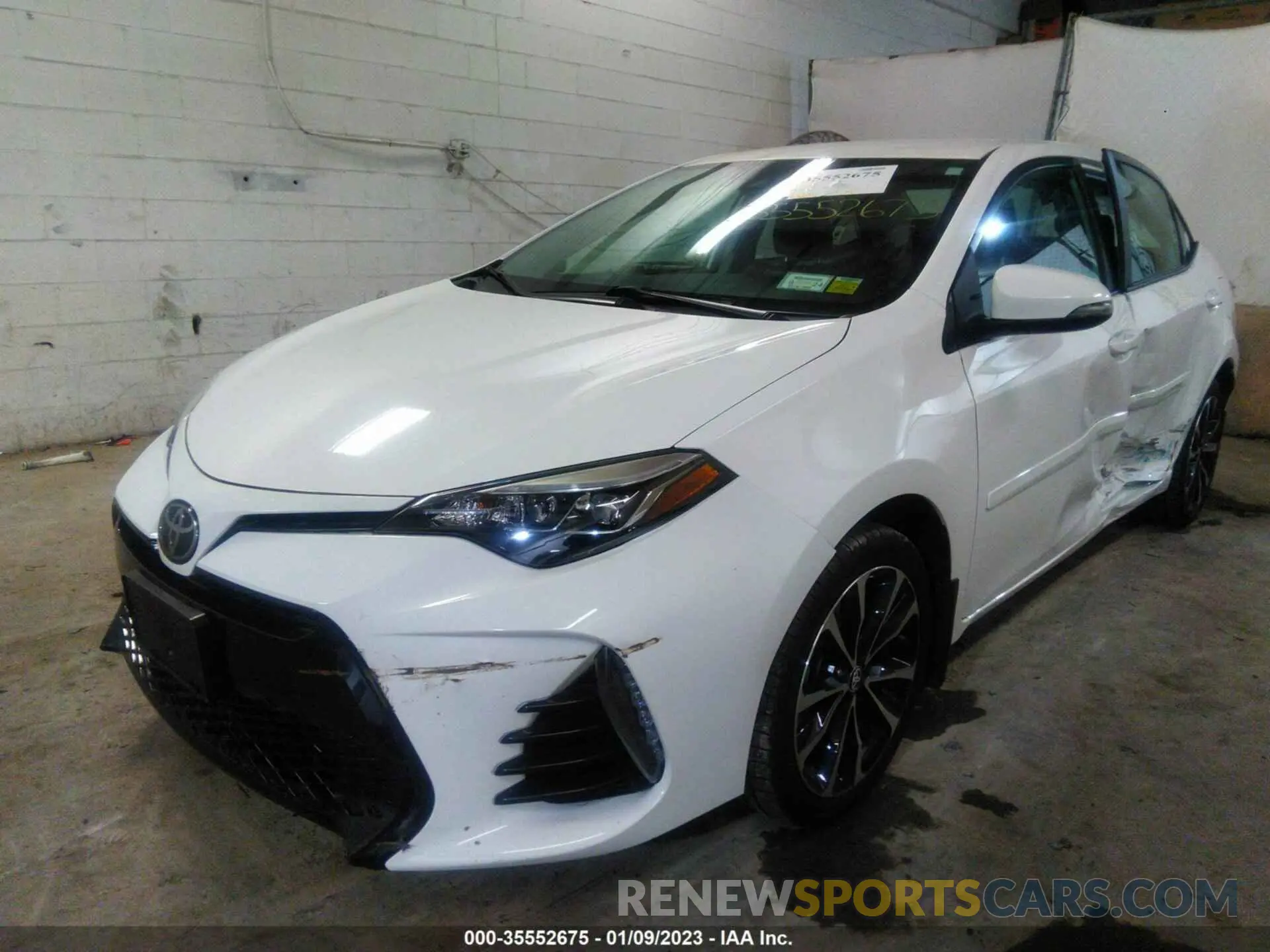 2 Photograph of a damaged car 2T1BURHE2KC161976 TOYOTA COROLLA 2019