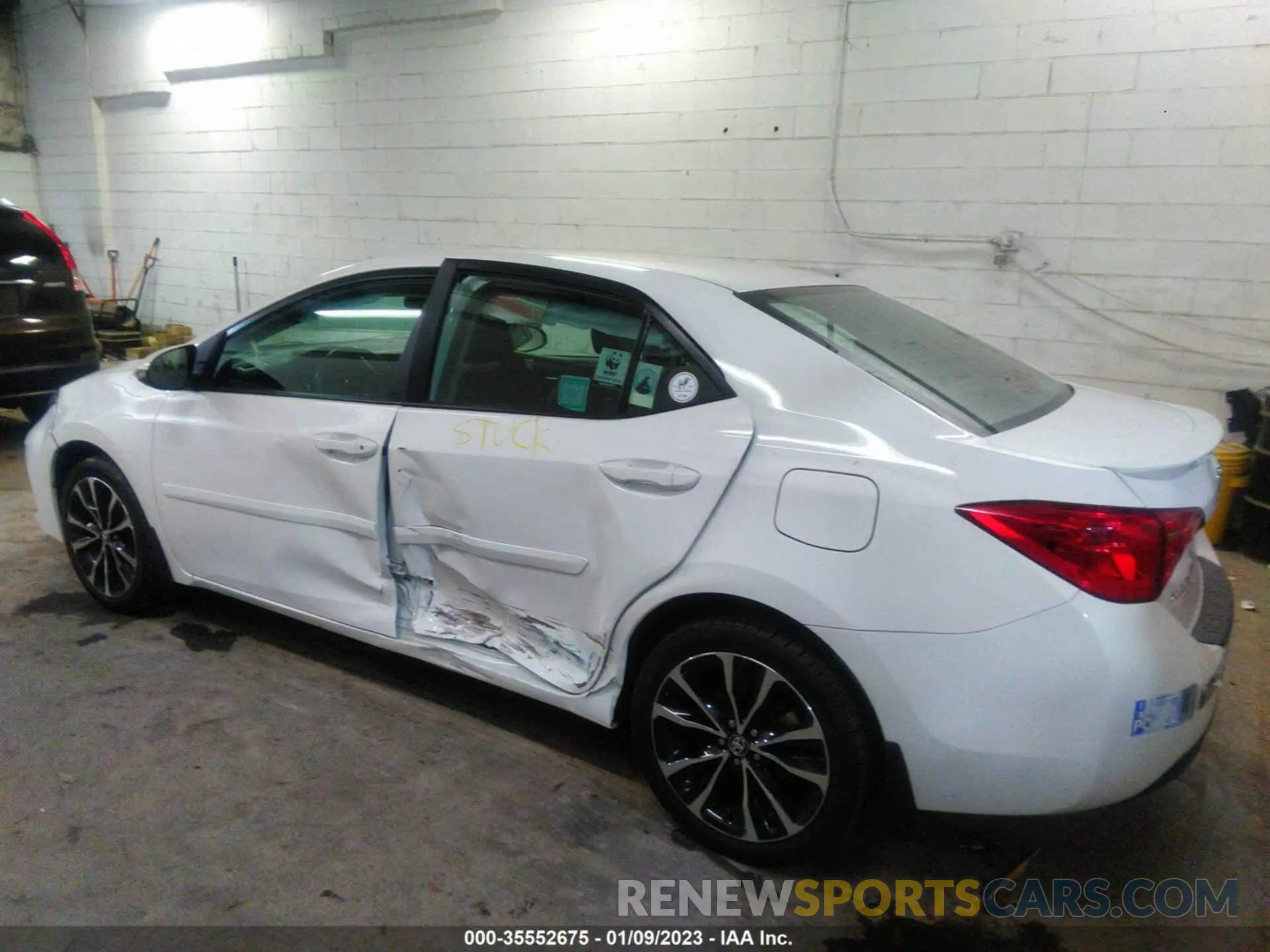 6 Photograph of a damaged car 2T1BURHE2KC161976 TOYOTA COROLLA 2019