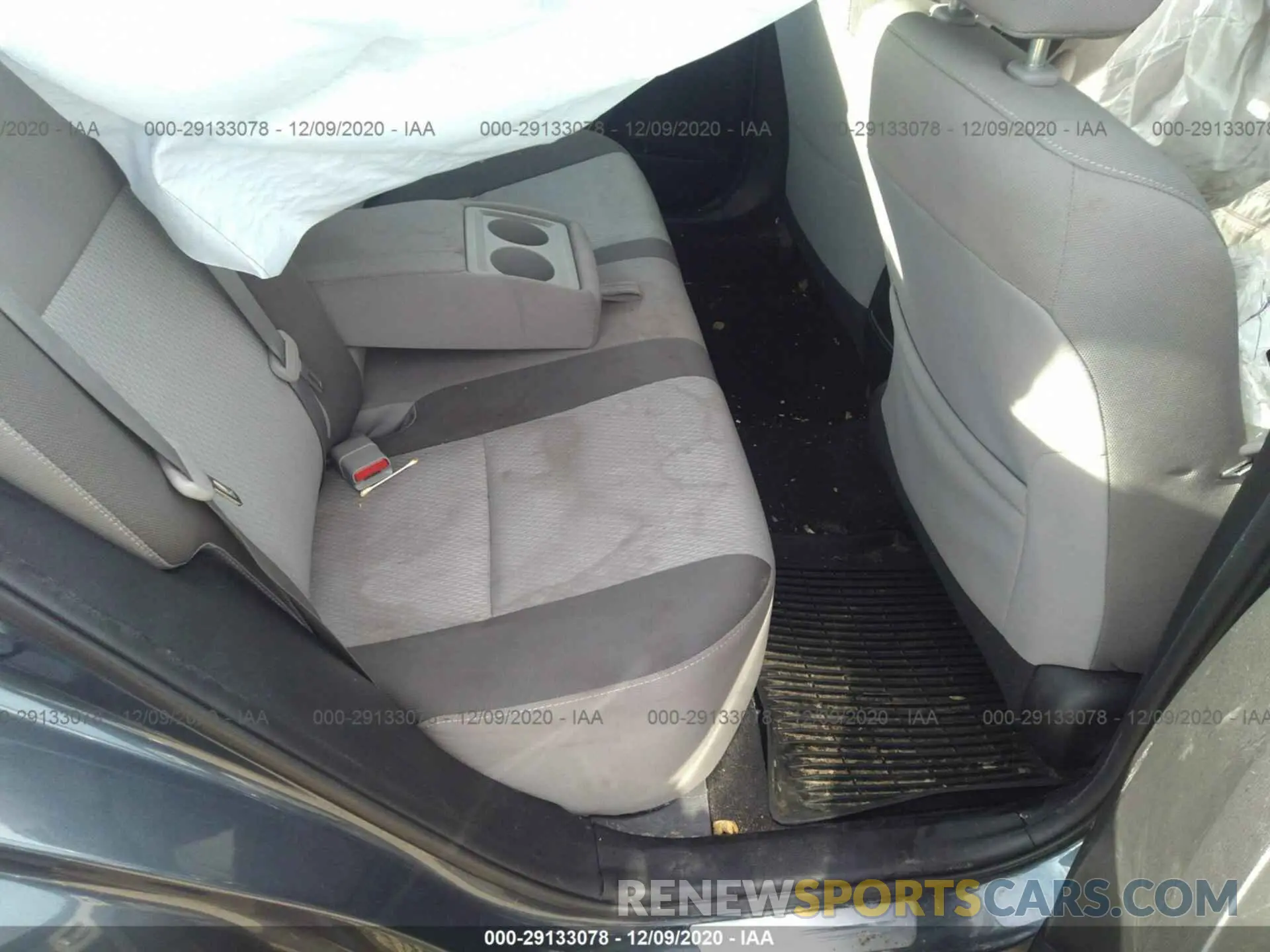 8 Photograph of a damaged car 2T1BURHE2KC163419 TOYOTA COROLLA 2019