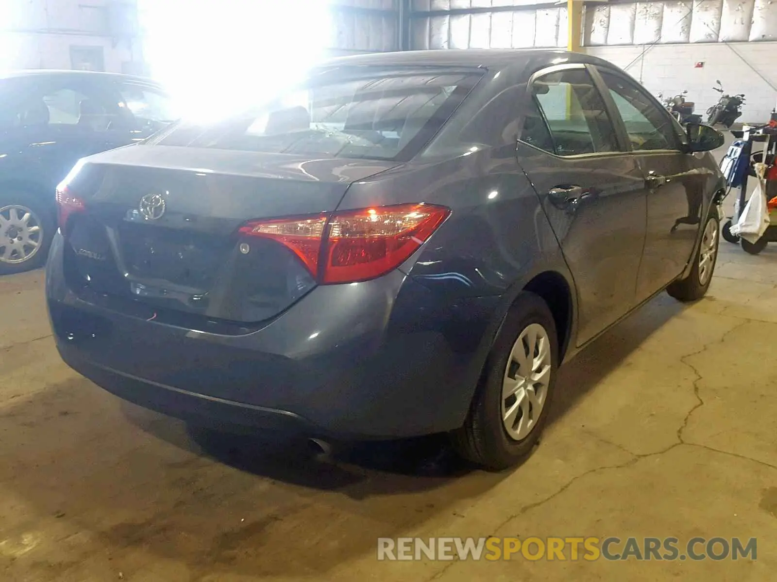 4 Photograph of a damaged car 2T1BURHE2KC166868 TOYOTA COROLLA 2019