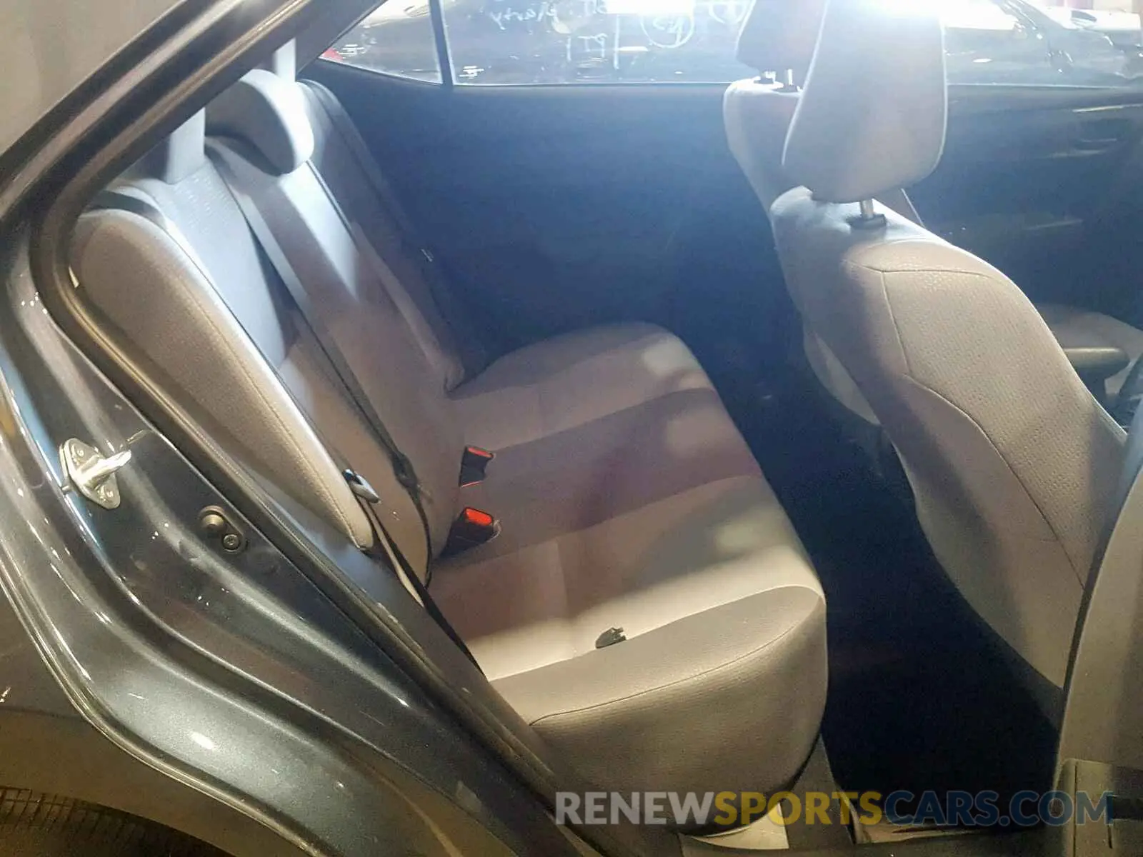 6 Photograph of a damaged car 2T1BURHE2KC166868 TOYOTA COROLLA 2019