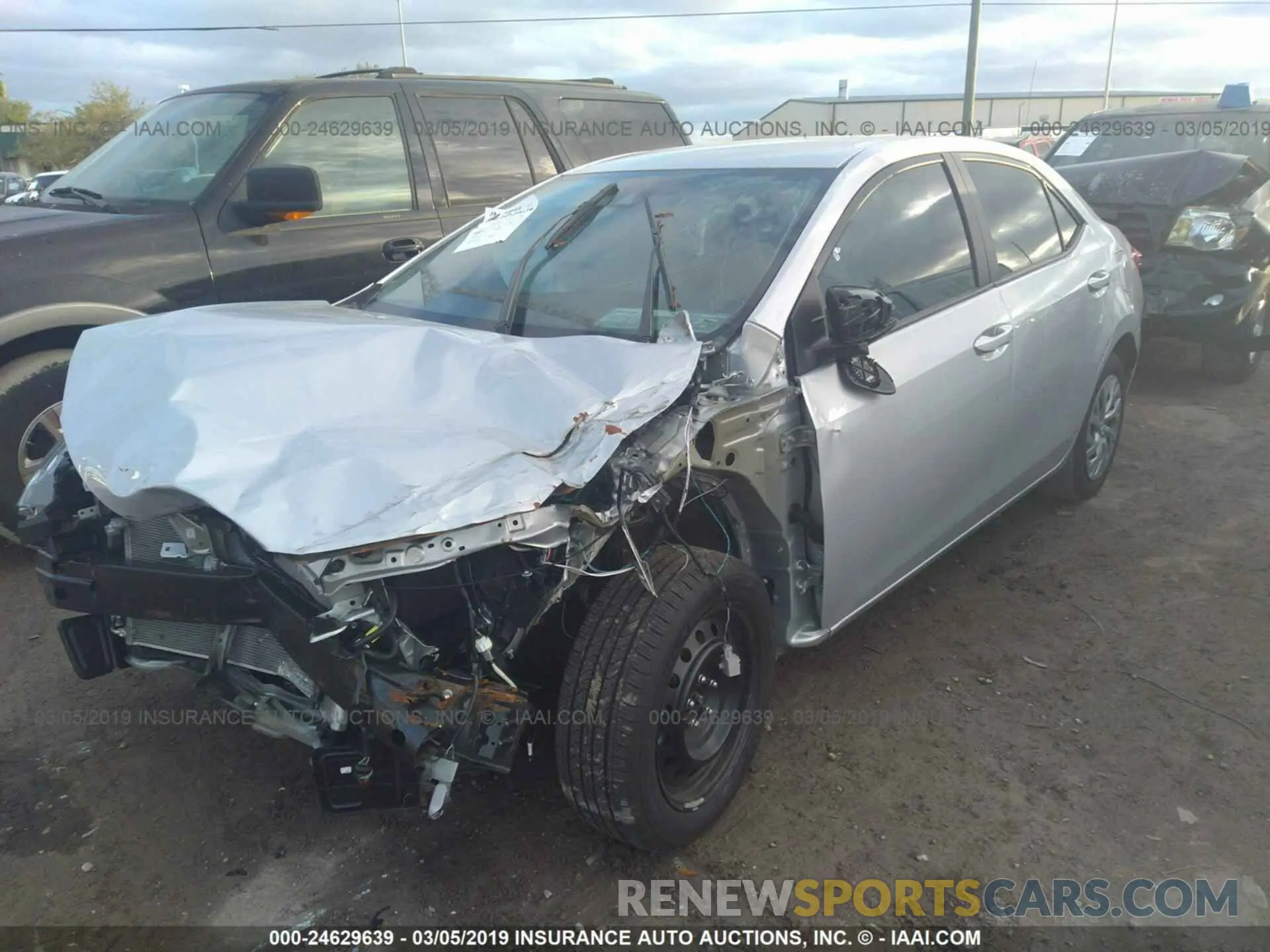 2 Photograph of a damaged car 2T1BURHE2KC171259 TOYOTA COROLLA 2019