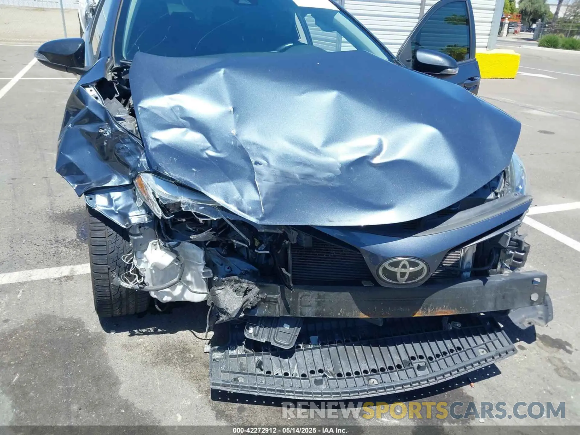 6 Photograph of a damaged car 2T1BURHE2KC171309 TOYOTA COROLLA 2019