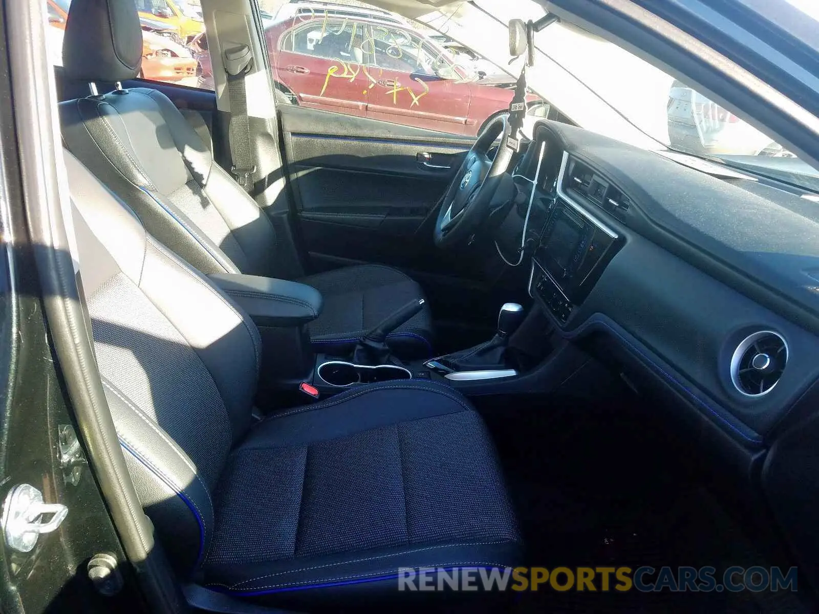 5 Photograph of a damaged car 2T1BURHE2KC177658 TOYOTA COROLLA 2019