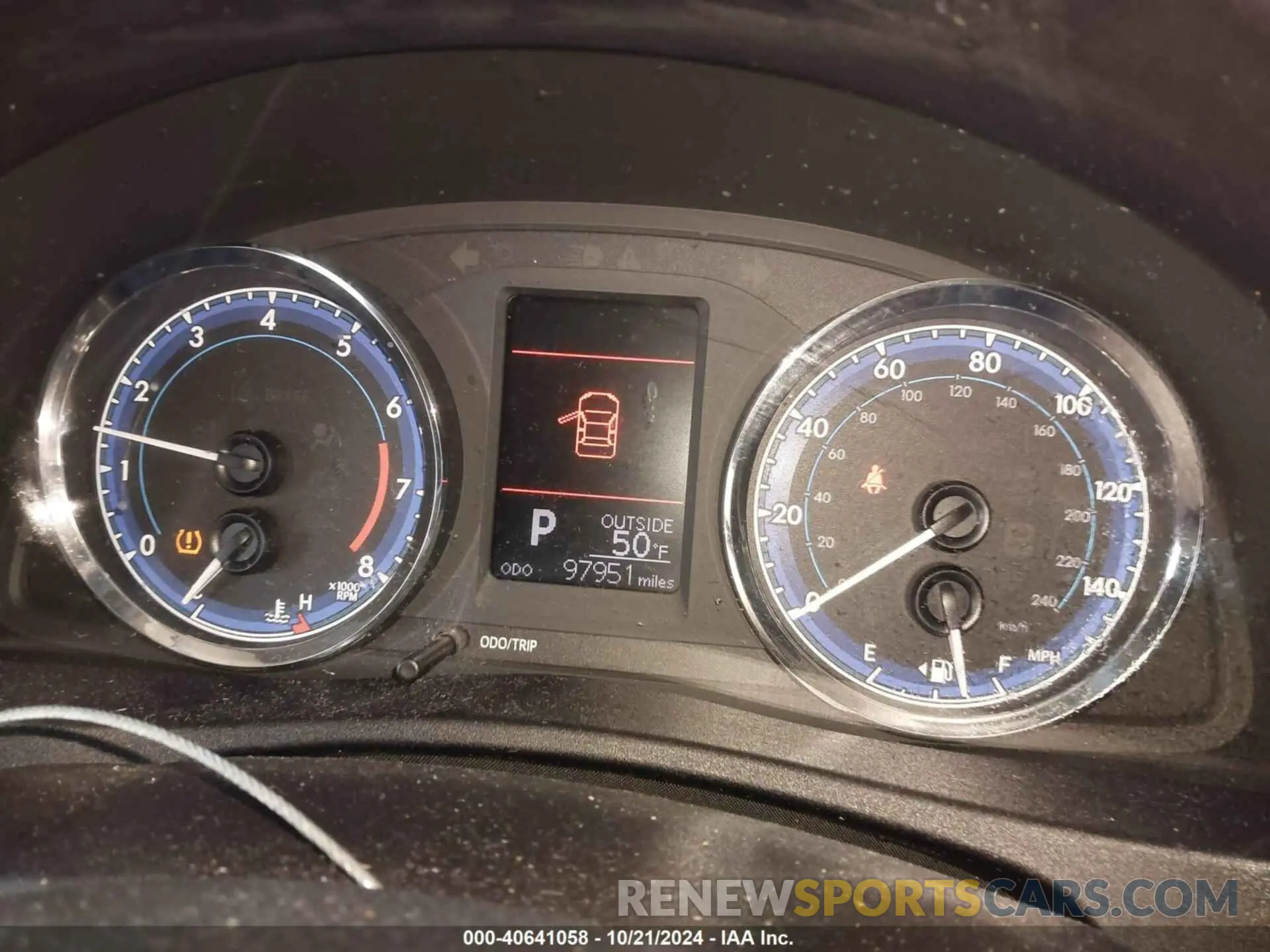 7 Photograph of a damaged car 2T1BURHE2KC179751 TOYOTA COROLLA 2019