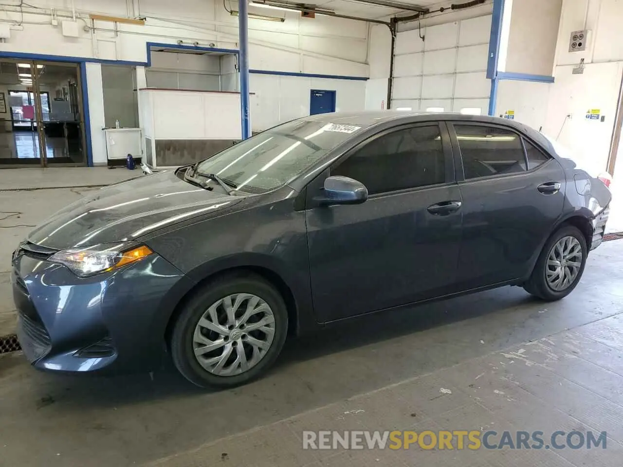 1 Photograph of a damaged car 2T1BURHE2KC197747 TOYOTA COROLLA 2019