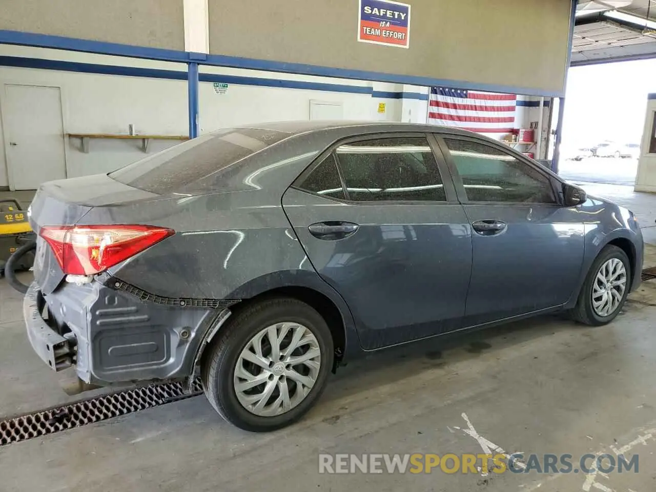 3 Photograph of a damaged car 2T1BURHE2KC197747 TOYOTA COROLLA 2019