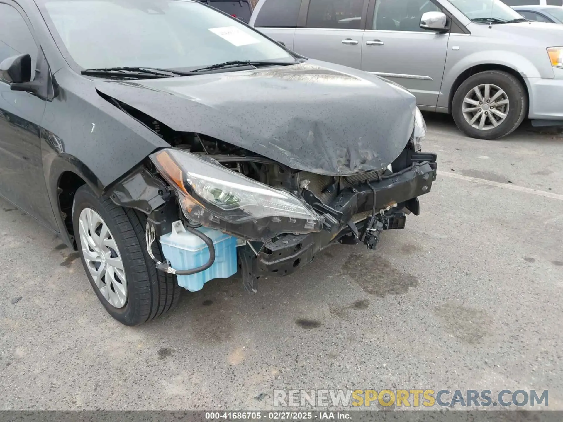 17 Фотография поврежденного автомобиля 2T1BURHE2KC202655 TOYOTA COROLLA 2019