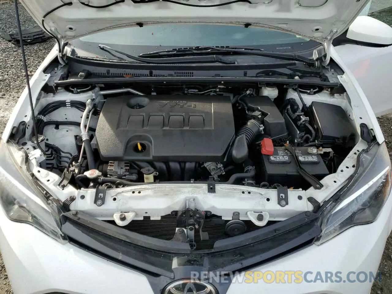 11 Photograph of a damaged car 2T1BURHE2KC203496 TOYOTA COROLLA 2019