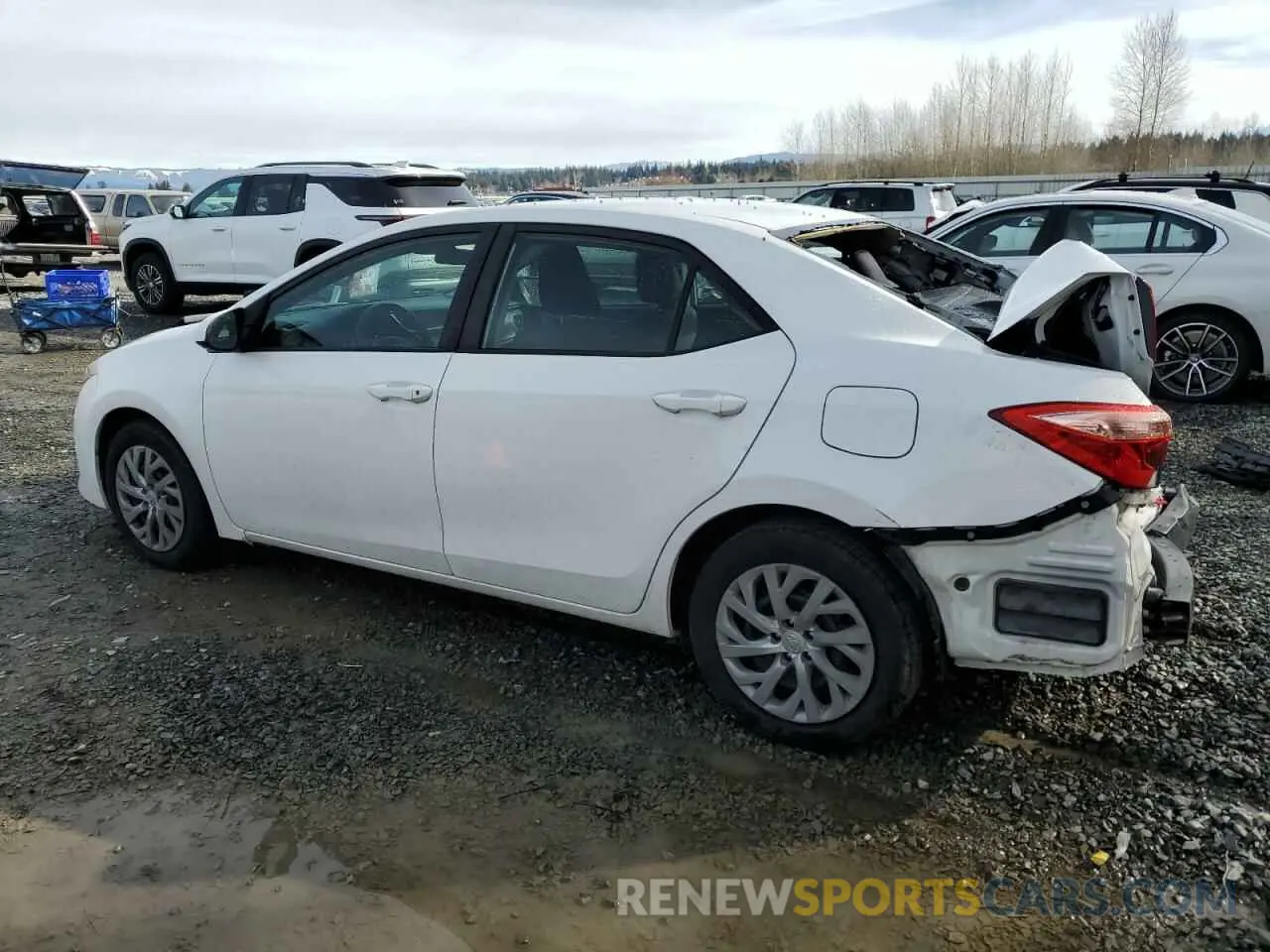 2 Photograph of a damaged car 2T1BURHE2KC203496 TOYOTA COROLLA 2019