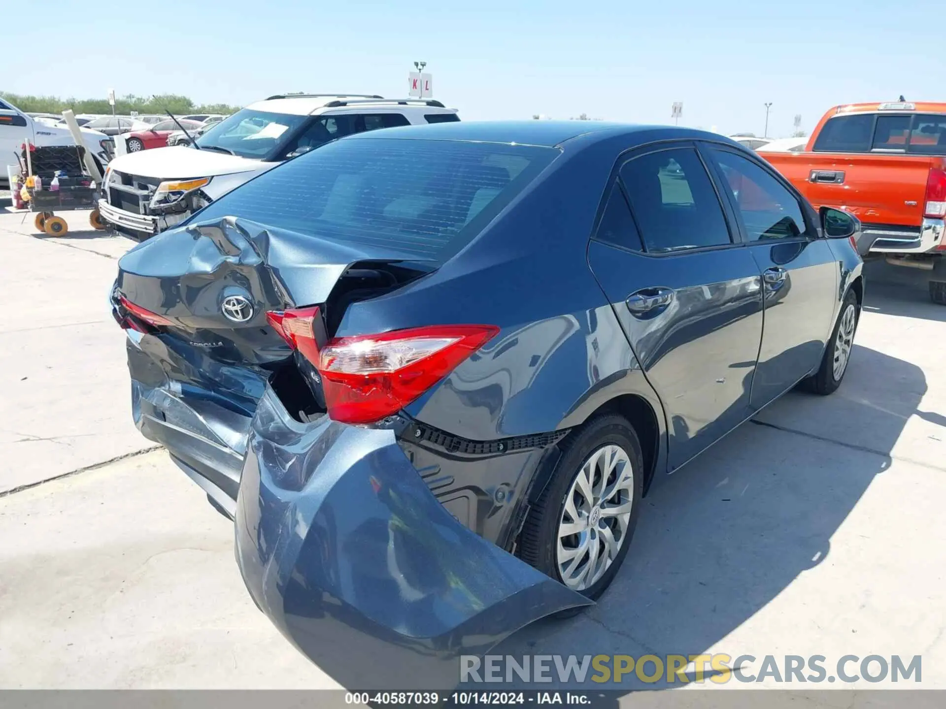4 Photograph of a damaged car 2T1BURHE2KC206690 TOYOTA COROLLA 2019