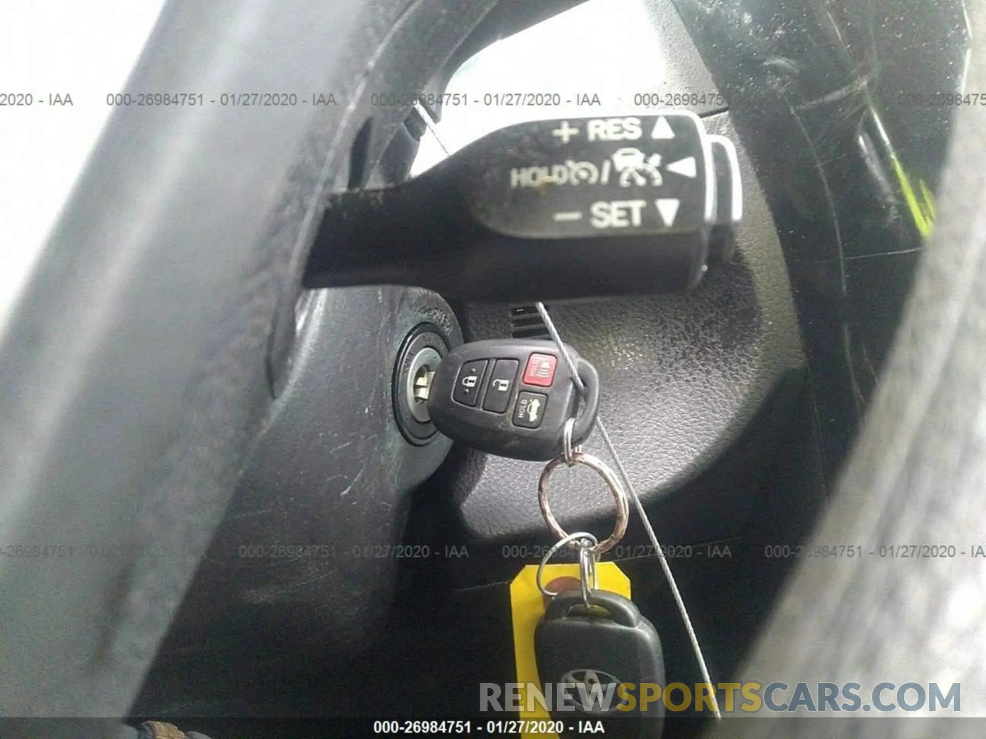 11 Photograph of a damaged car 2T1BURHE2KC210352 TOYOTA COROLLA 2019