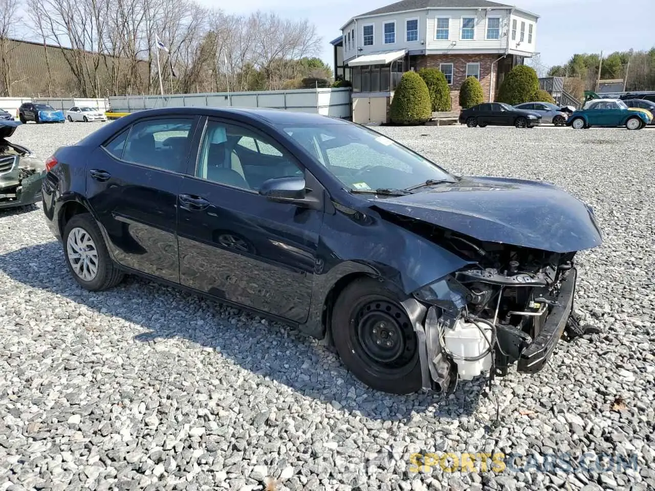 4 Photograph of a damaged car 2T1BURHE2KC219634 TOYOTA COROLLA 2019