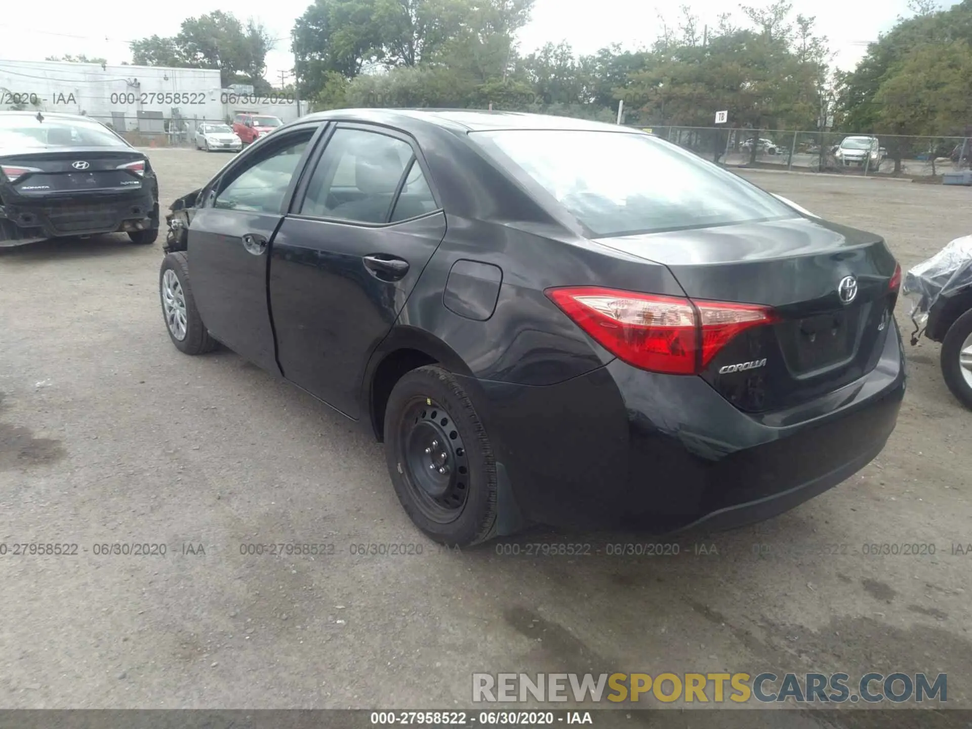 3 Photograph of a damaged car 2T1BURHE2KC221982 TOYOTA COROLLA 2019