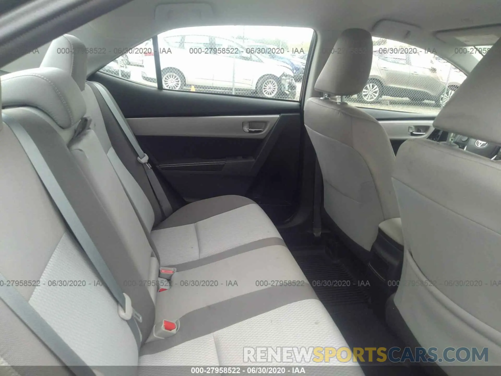 8 Photograph of a damaged car 2T1BURHE2KC221982 TOYOTA COROLLA 2019