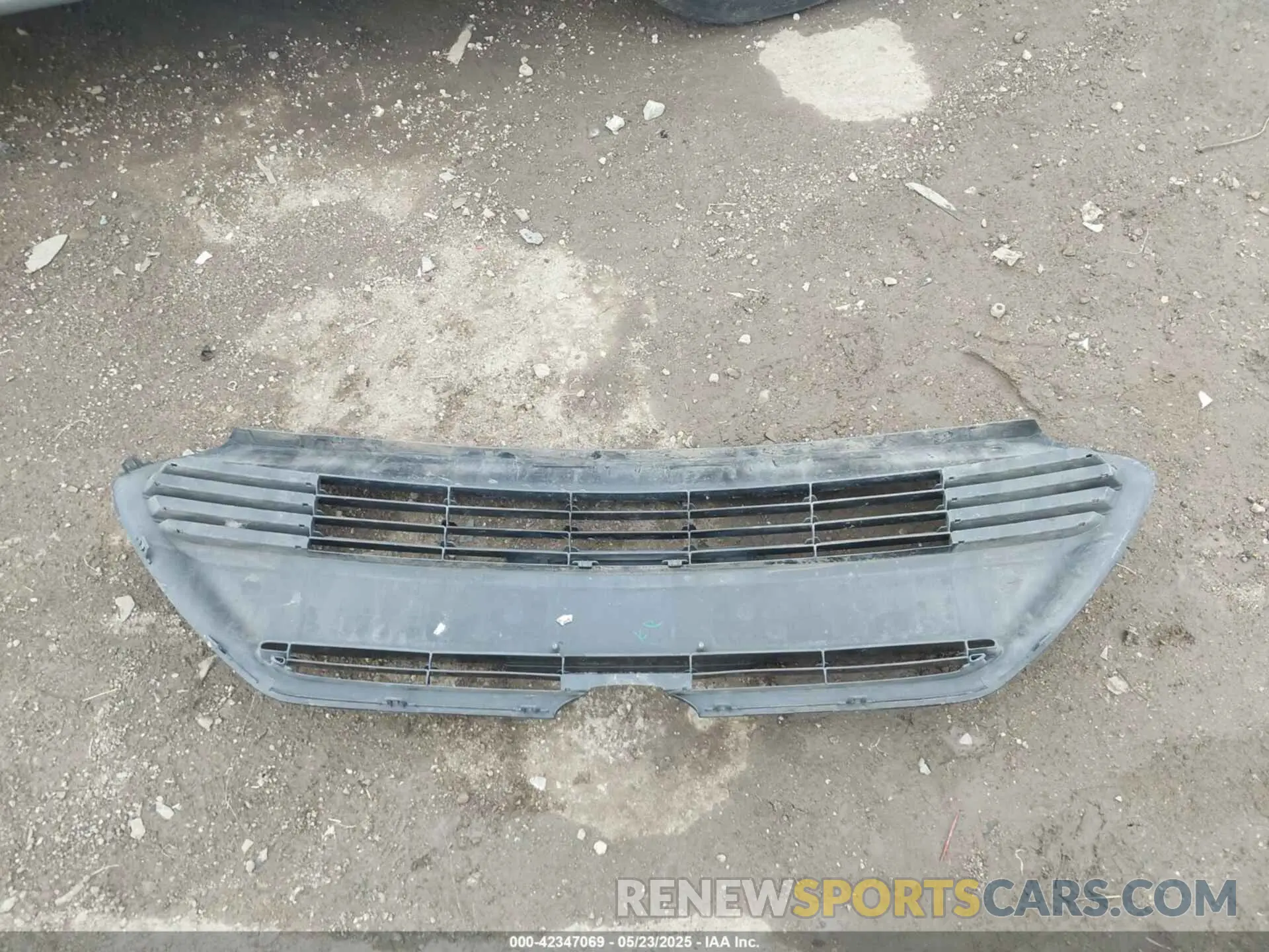 12 Photograph of a damaged car 2T1BURHE2KC236174 TOYOTA COROLLA 2019
