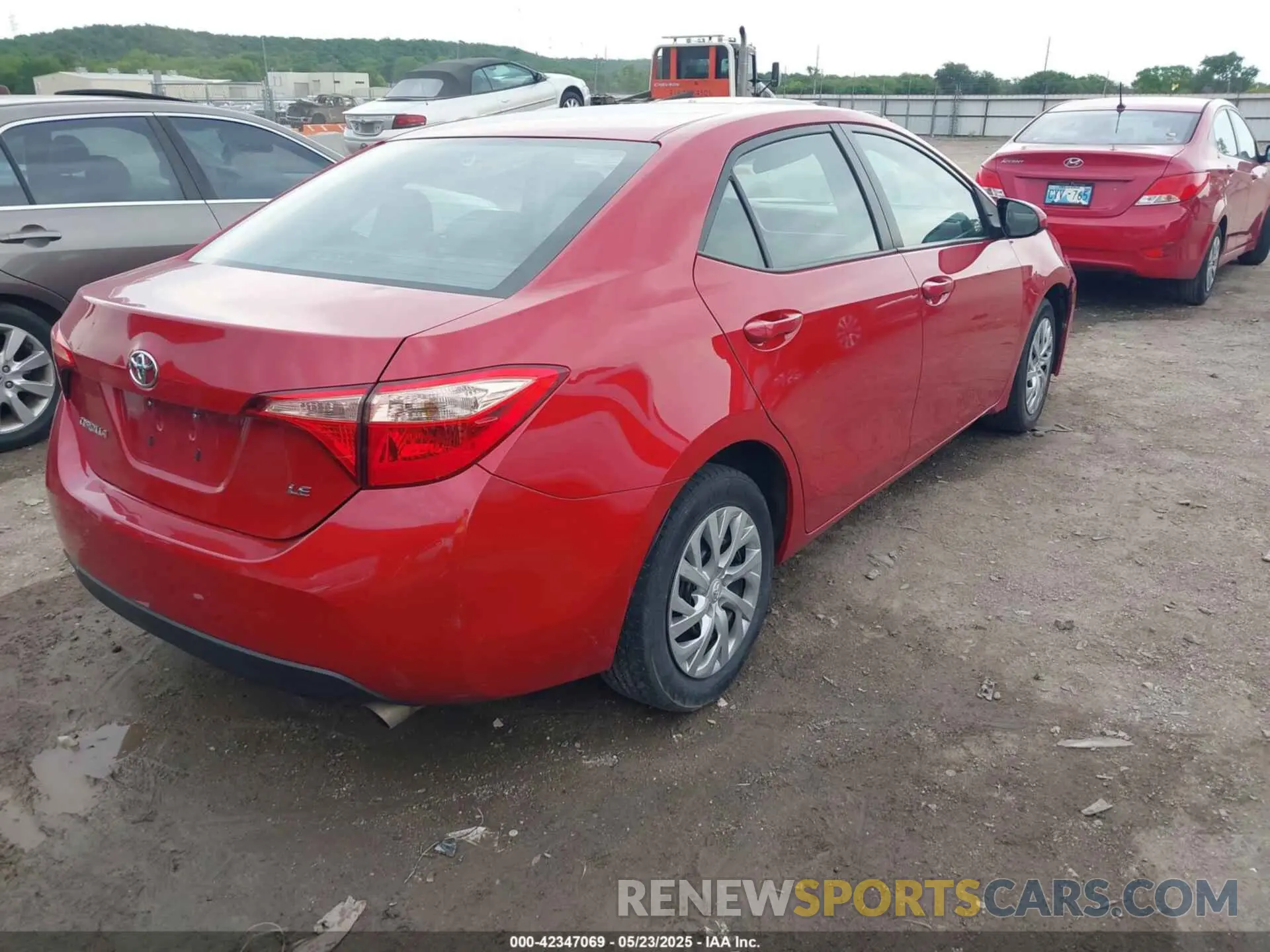 4 Photograph of a damaged car 2T1BURHE2KC236174 TOYOTA COROLLA 2019