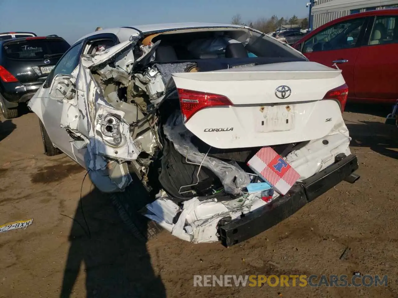 9 Photograph of a damaged car 2T1BURHE3KC140893 TOYOTA COROLLA 2019