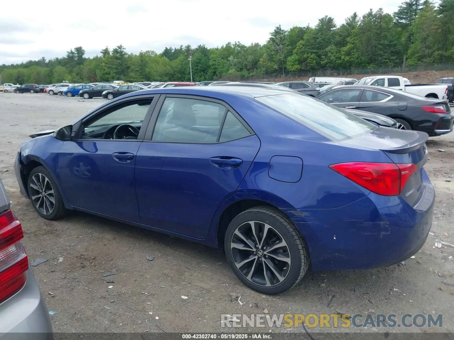 14 Photograph of a damaged car 2T1BURHE3KC142871 TOYOTA COROLLA 2019