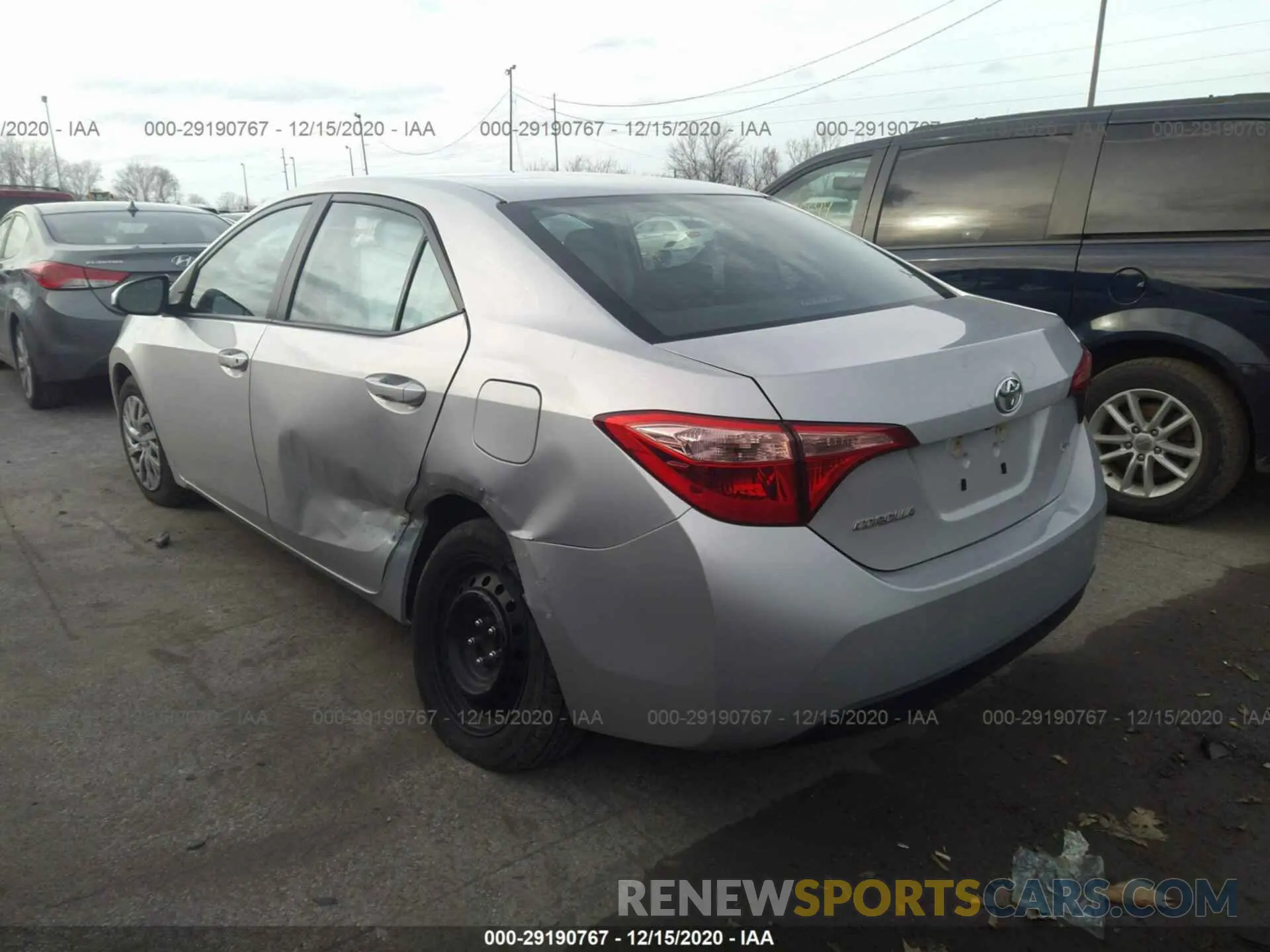 3 Photograph of a damaged car 2T1BURHE3KC146497 TOYOTA COROLLA 2019
