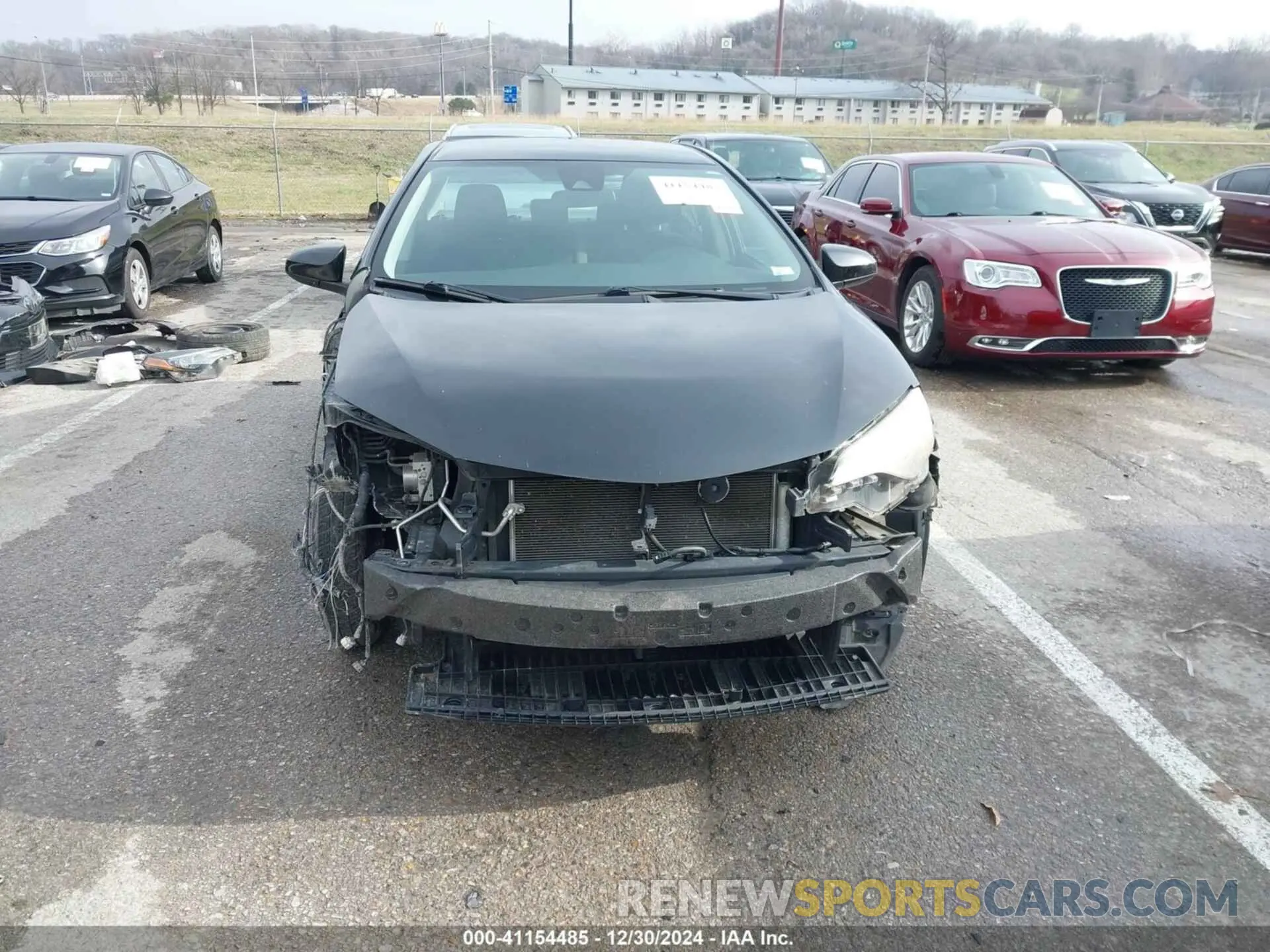 13 Photograph of a damaged car 2T1BURHE3KC146998 TOYOTA COROLLA 2019