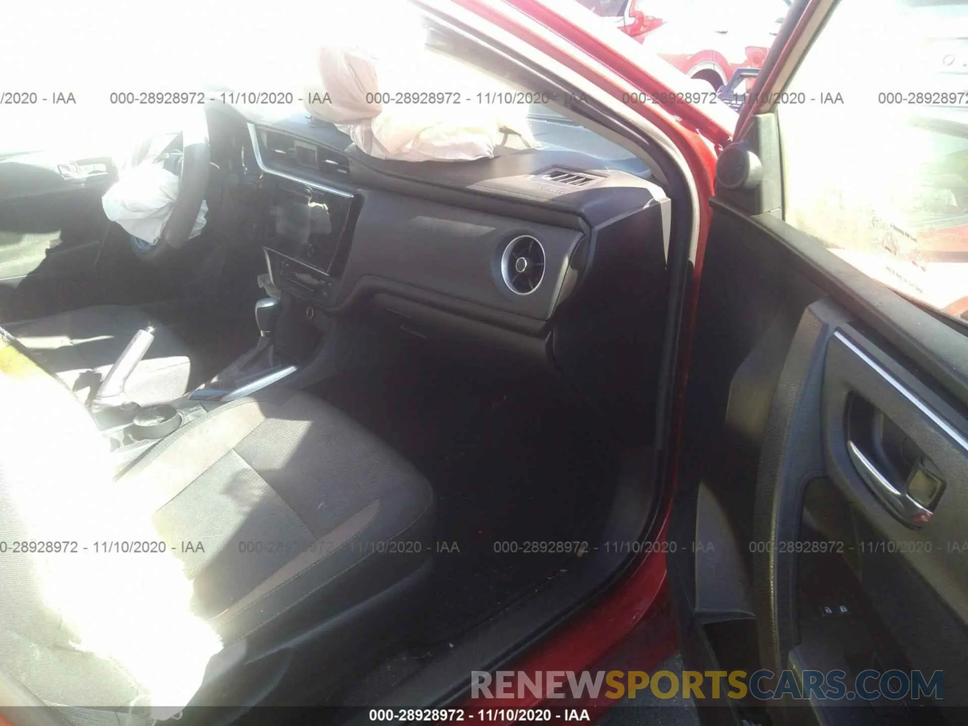 5 Photograph of a damaged car 2T1BURHE3KC147505 TOYOTA COROLLA 2019