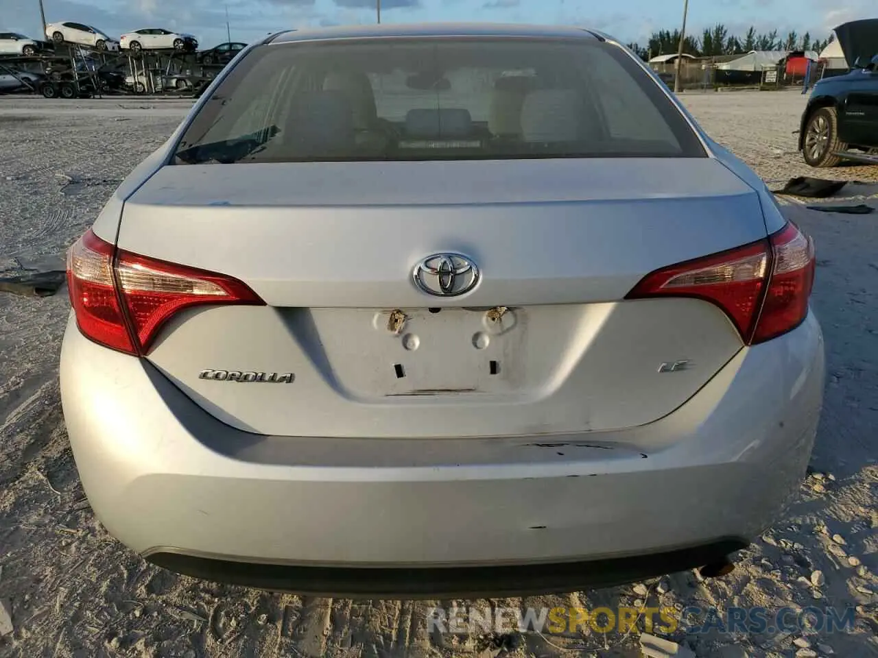 6 Photograph of a damaged car 2T1BURHE3KC164479 TOYOTA COROLLA 2019