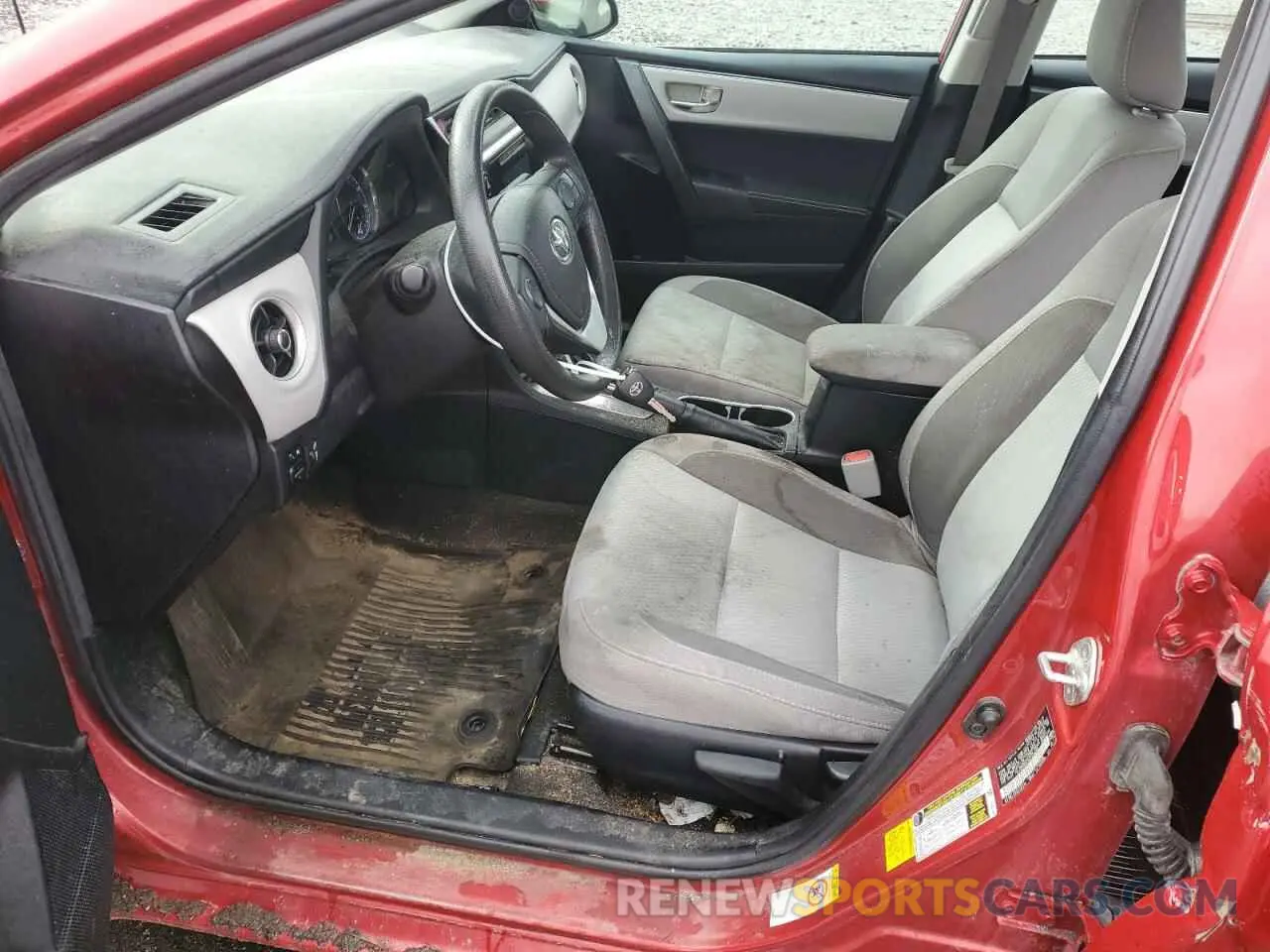 7 Photograph of a damaged car 2T1BURHE3KC174686 TOYOTA COROLLA 2019